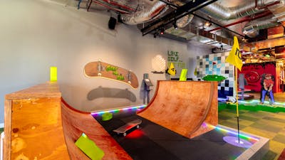 Mini golf in a half pipe is super radical