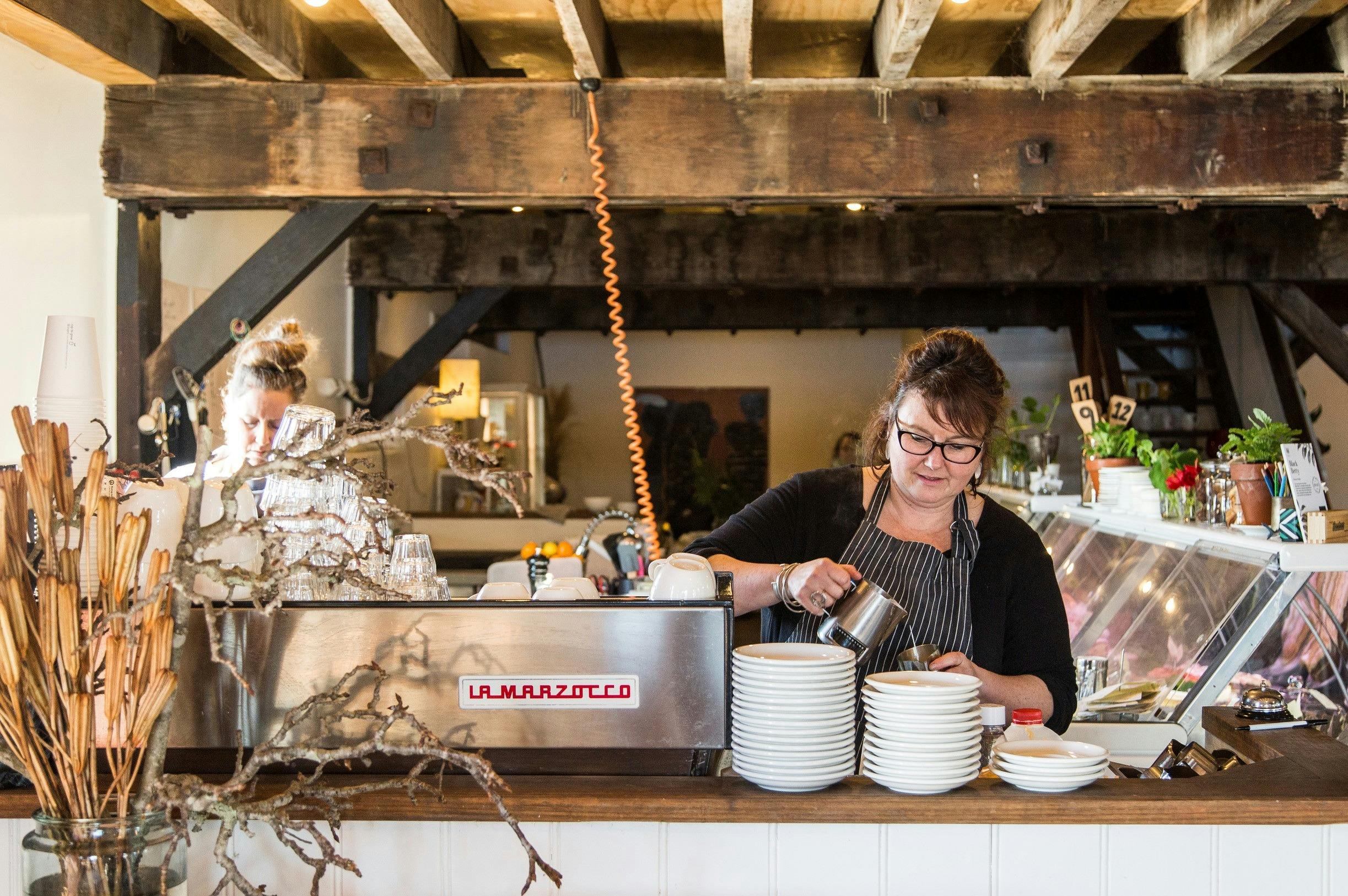 ワーフローカル