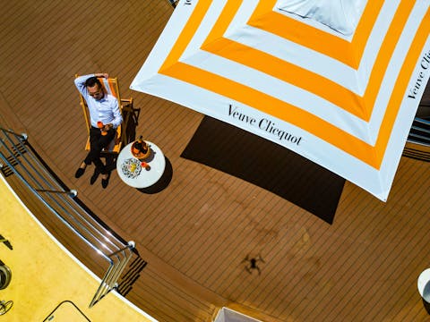 Veuve Clicquot in the Sun