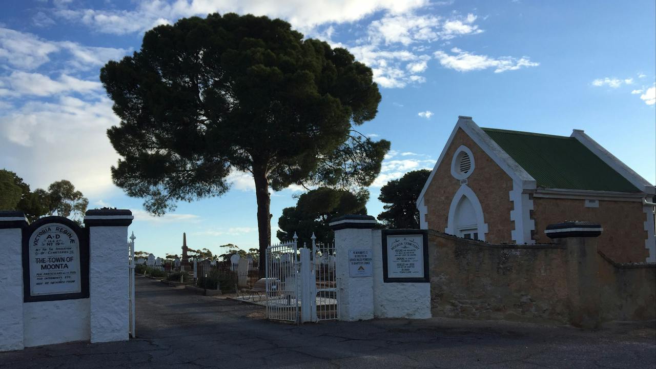 Moonta Cemetery Walks