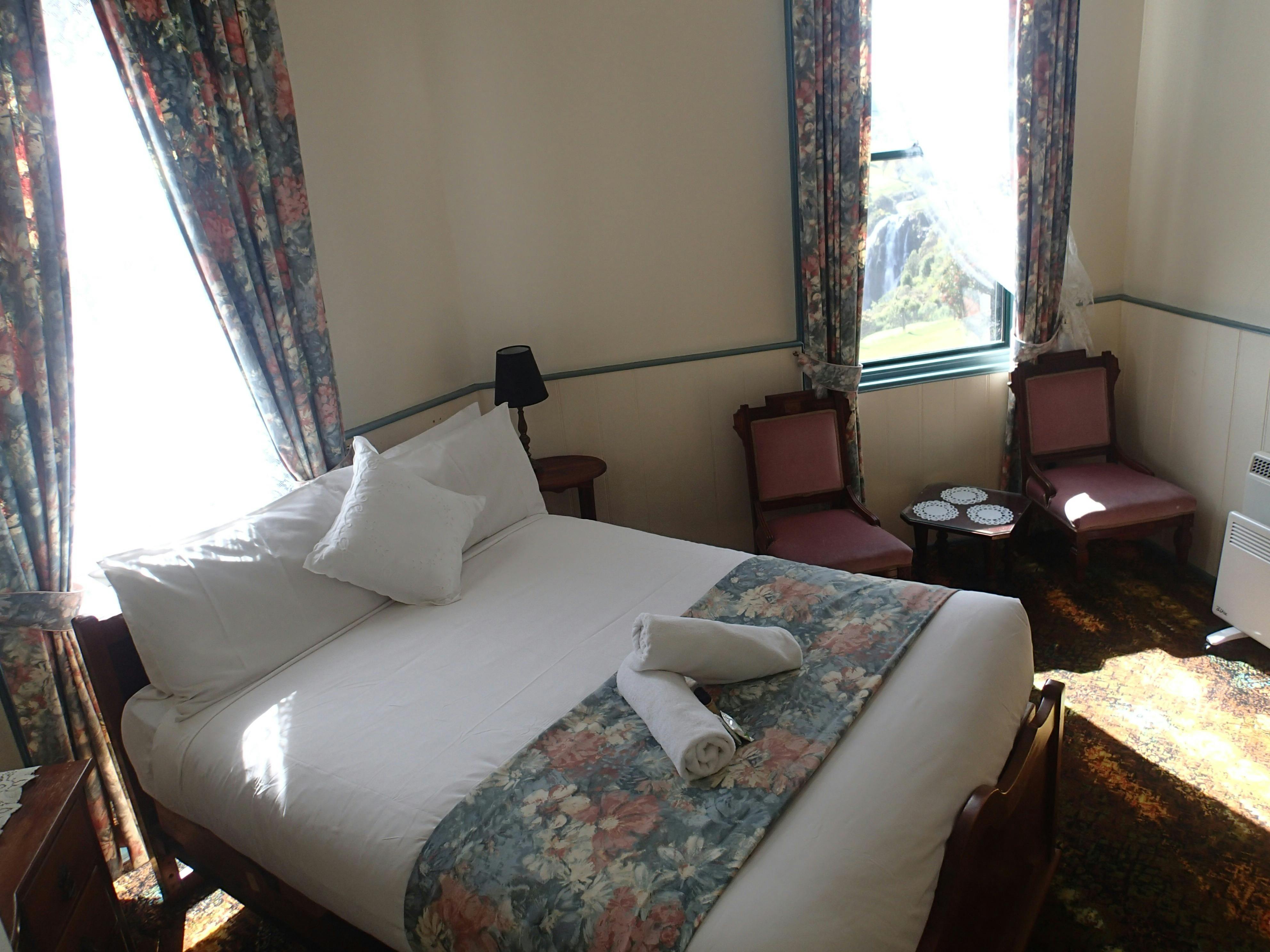 Ensuite Room