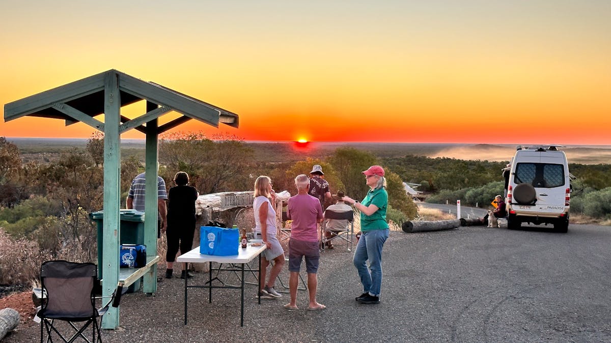 Diehm's Lookout, Queensland outback, sunset, golden views, horizon, endless vistas, happy campers, Diehm's Lookout, Queensland outback, sunset, golden views, horizon, endless vistas, happy campers,