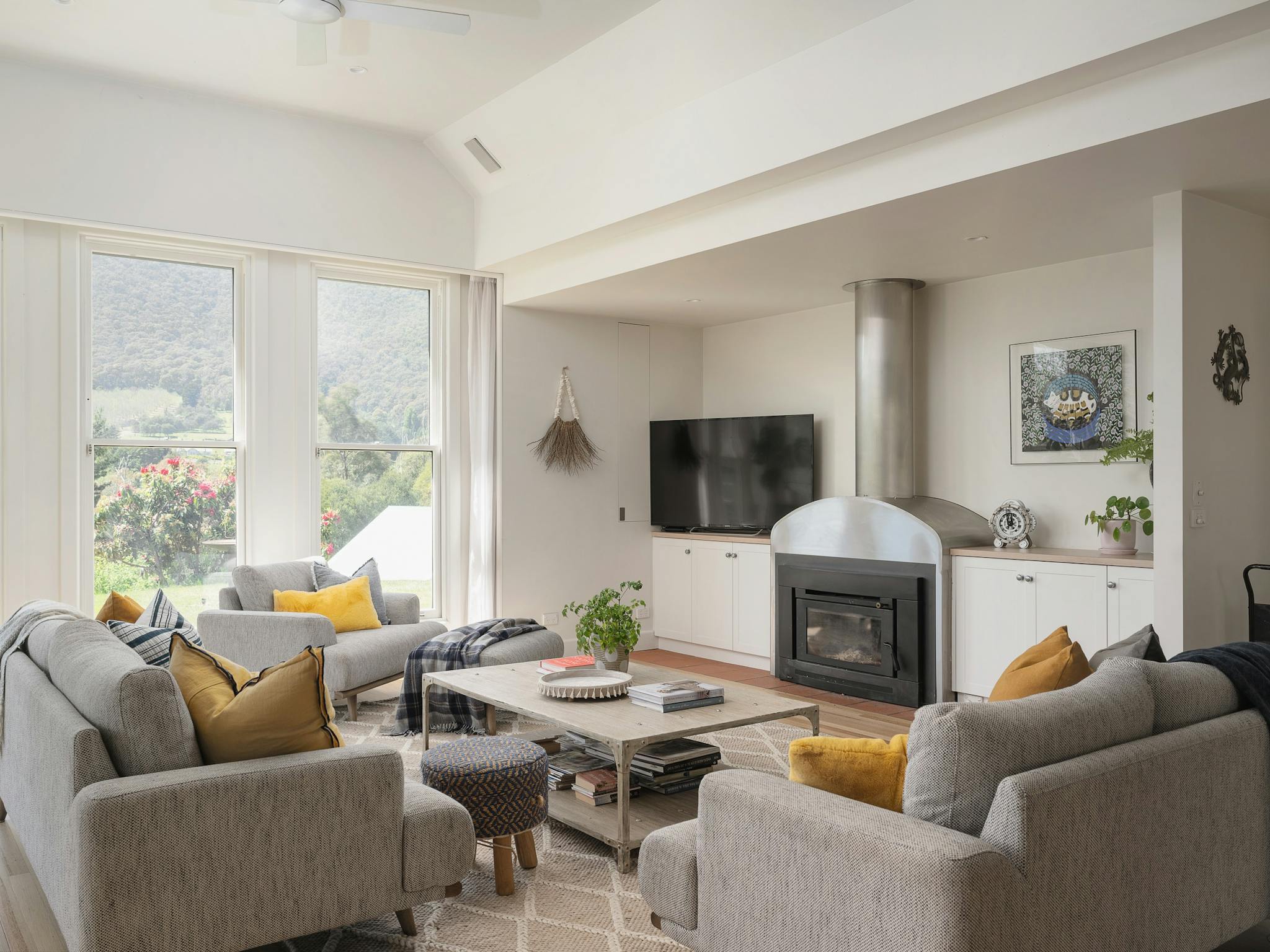 wandana living room
