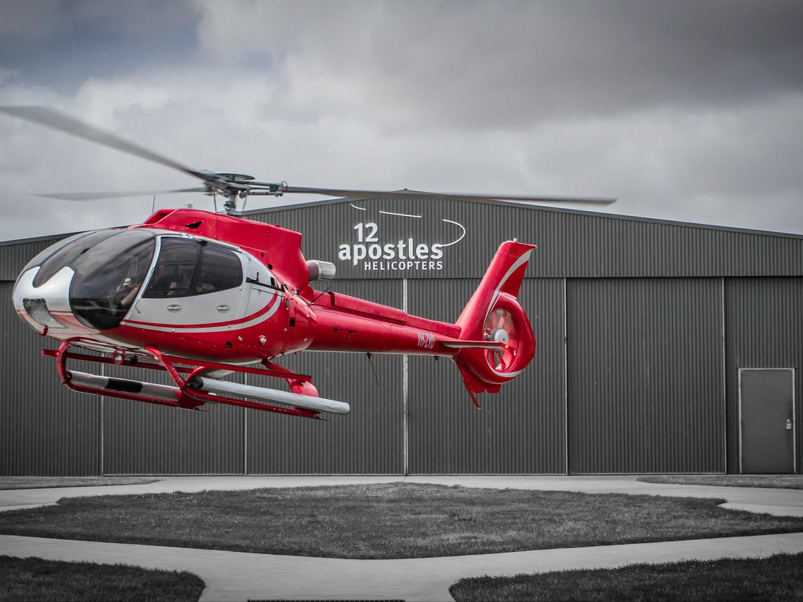 12 Apostles Helicopters