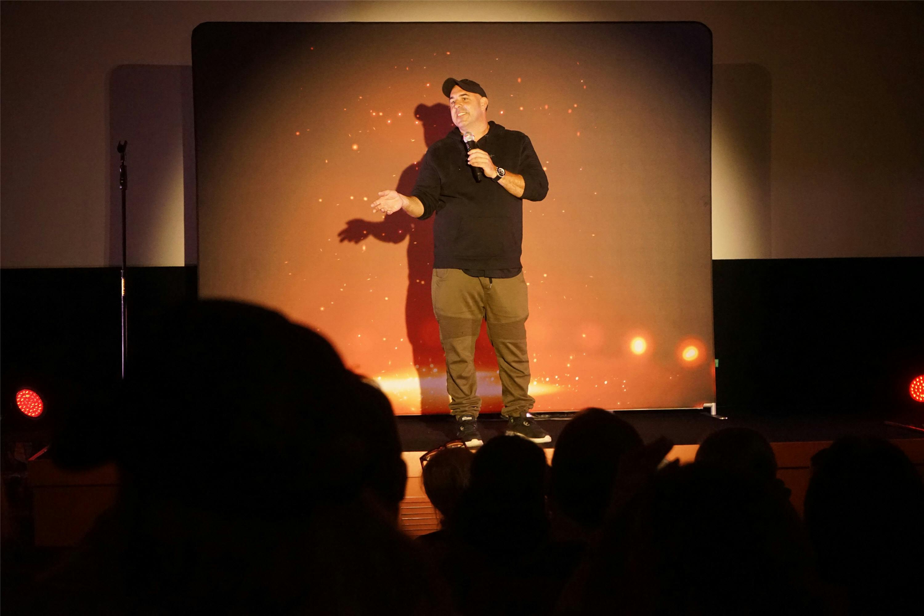 The 7 Comedians Show at Roseville Cinemas