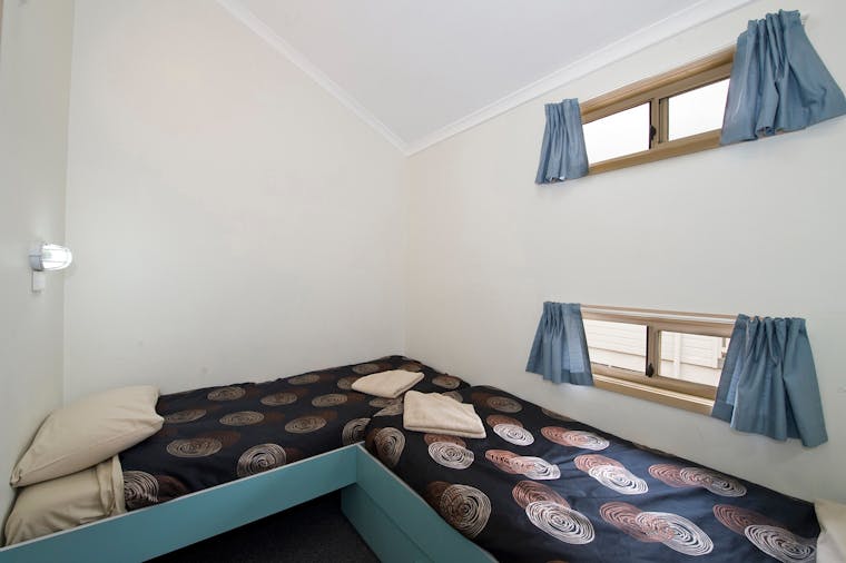 Executive Cabin Sleeps 4