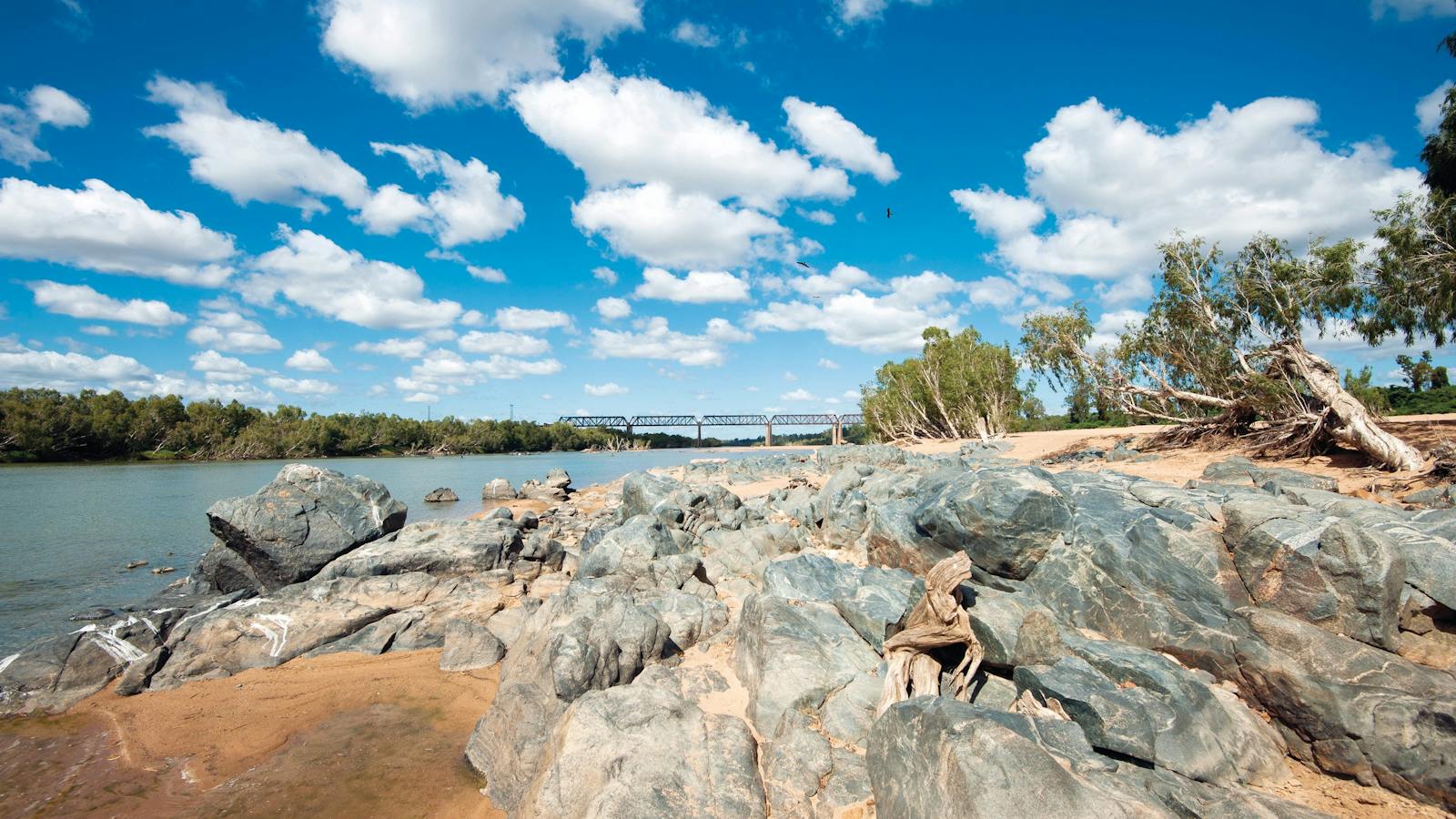 Burdekin River, Charters Towers