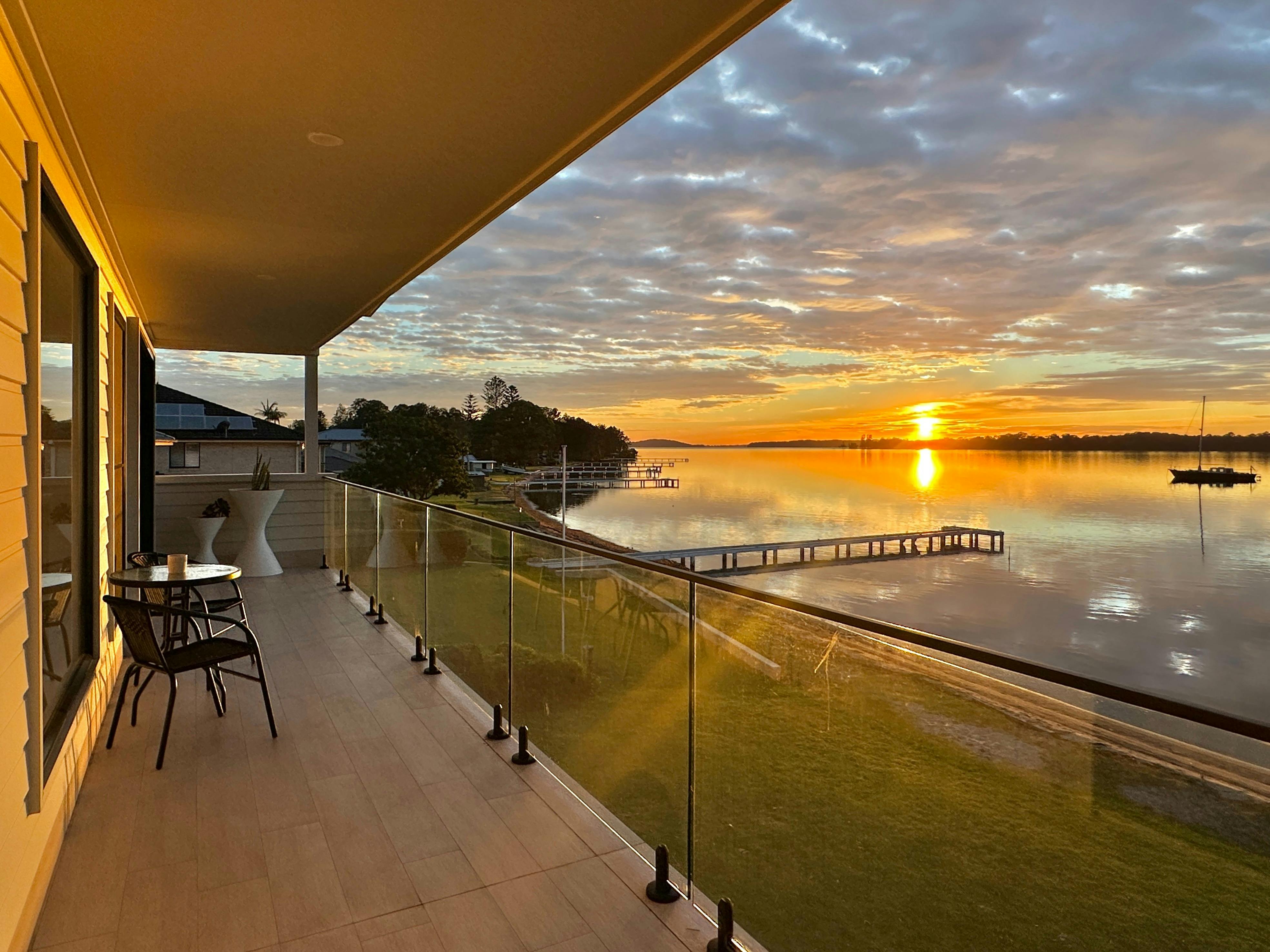 Hosted Waterfront Bed and Breakfast