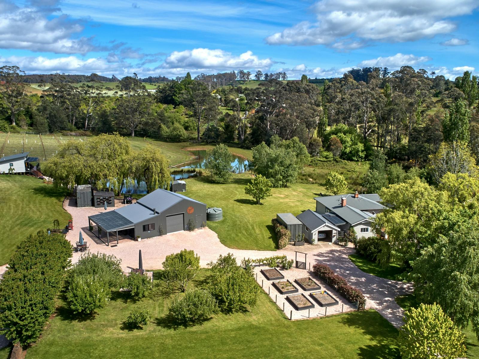 Aerial view of 3 Willows Vineyard cellar door, accommodation and gardens