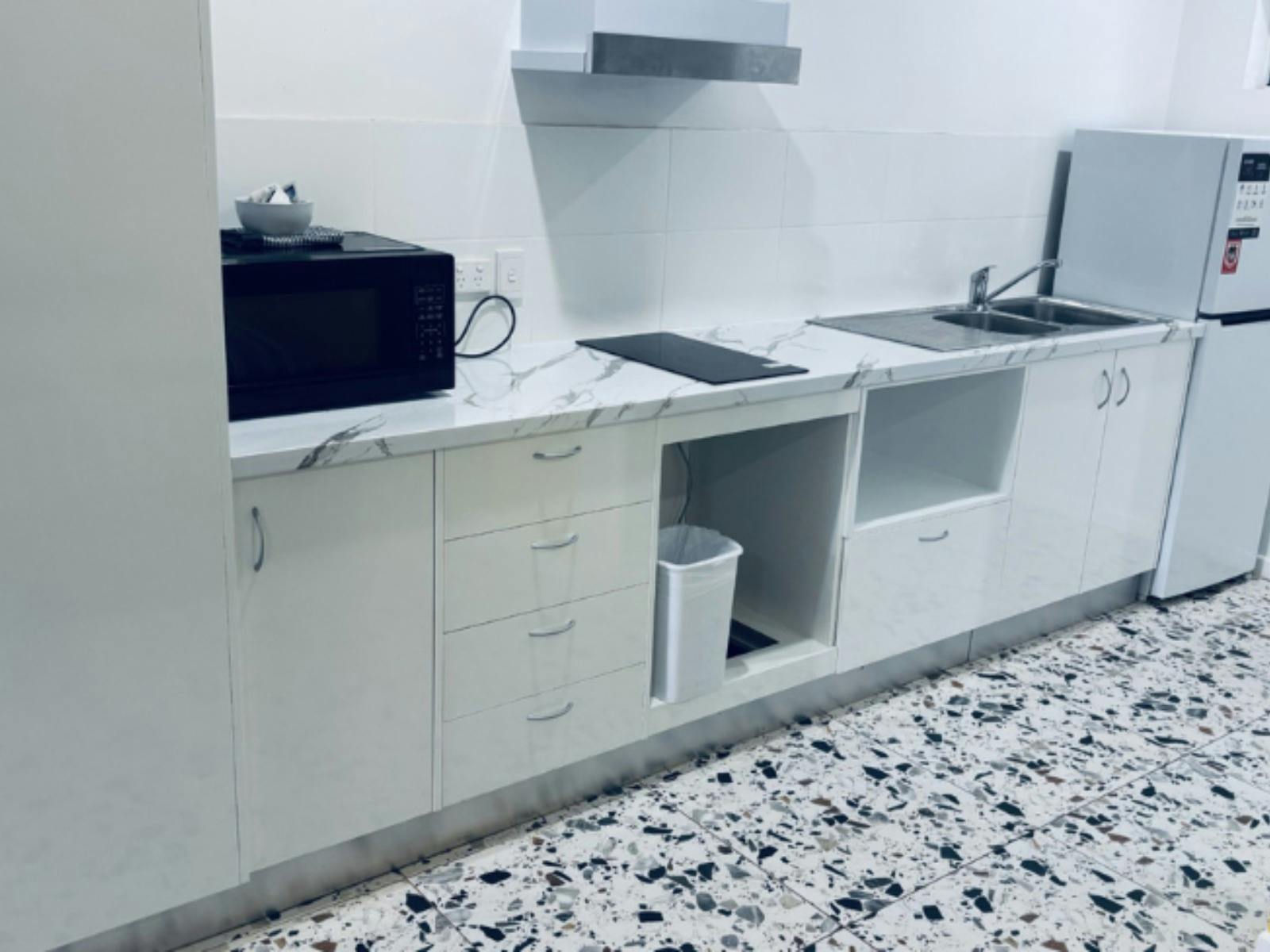 Deluxe Room Kitchen Facilities