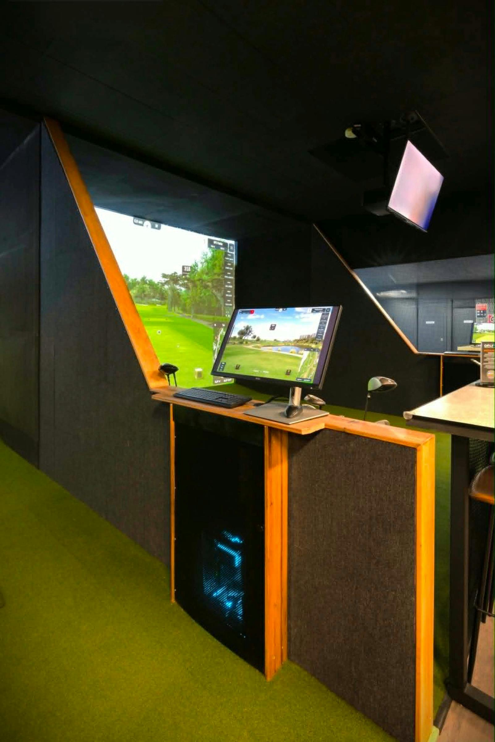 Virtual golf experience