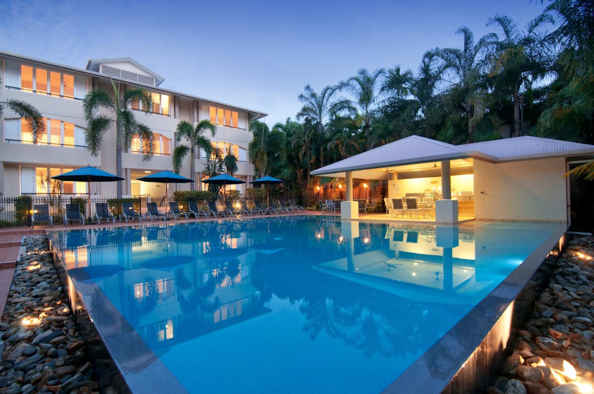 Cayman Villas Port Douglas Accommodation Villas