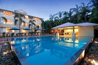 Cayman Villas Port Douglas Accommodation Villas