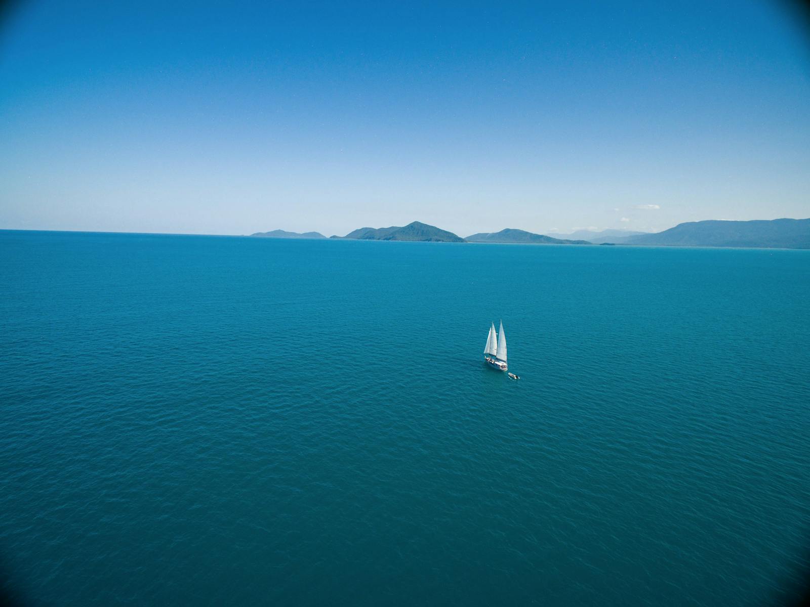 Ocean Free Sails to Green island & GBR