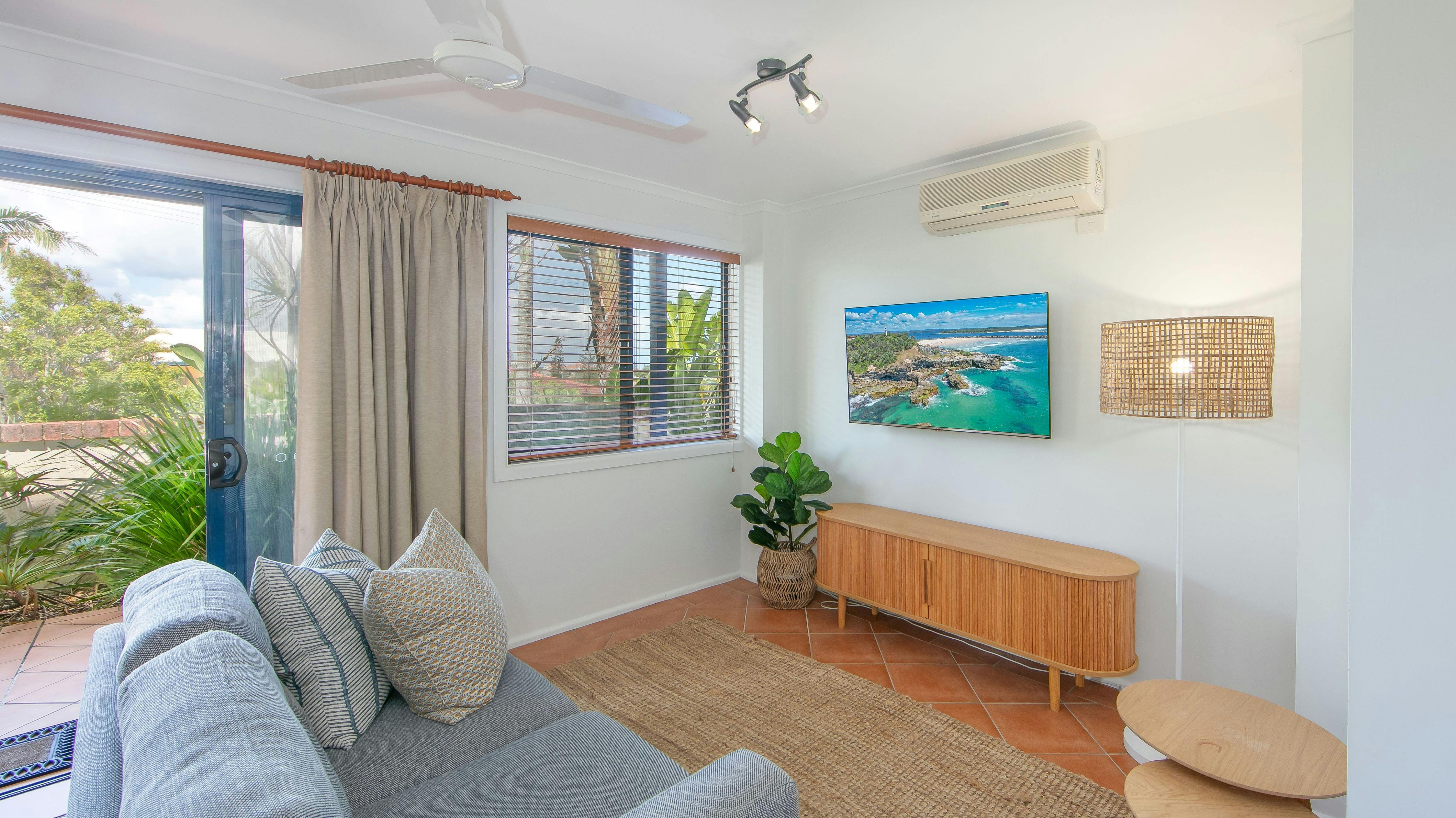 Yamba villa accommodation