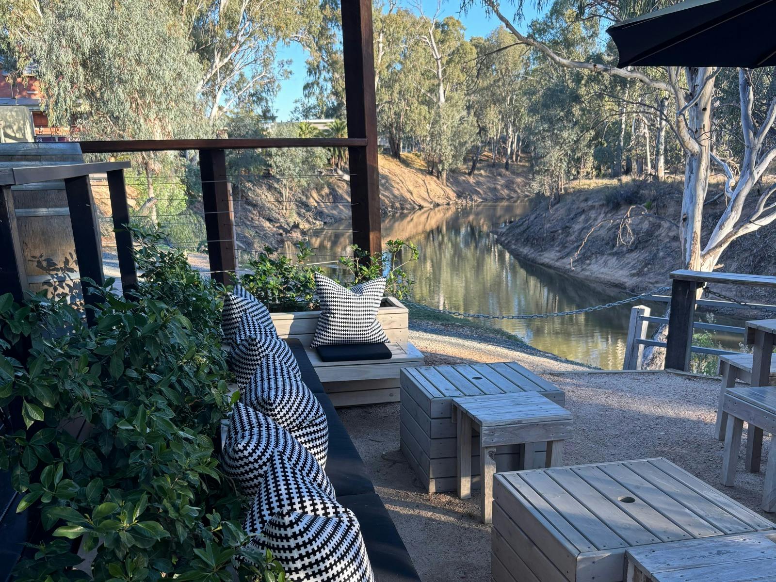 Relaxed river courtyard