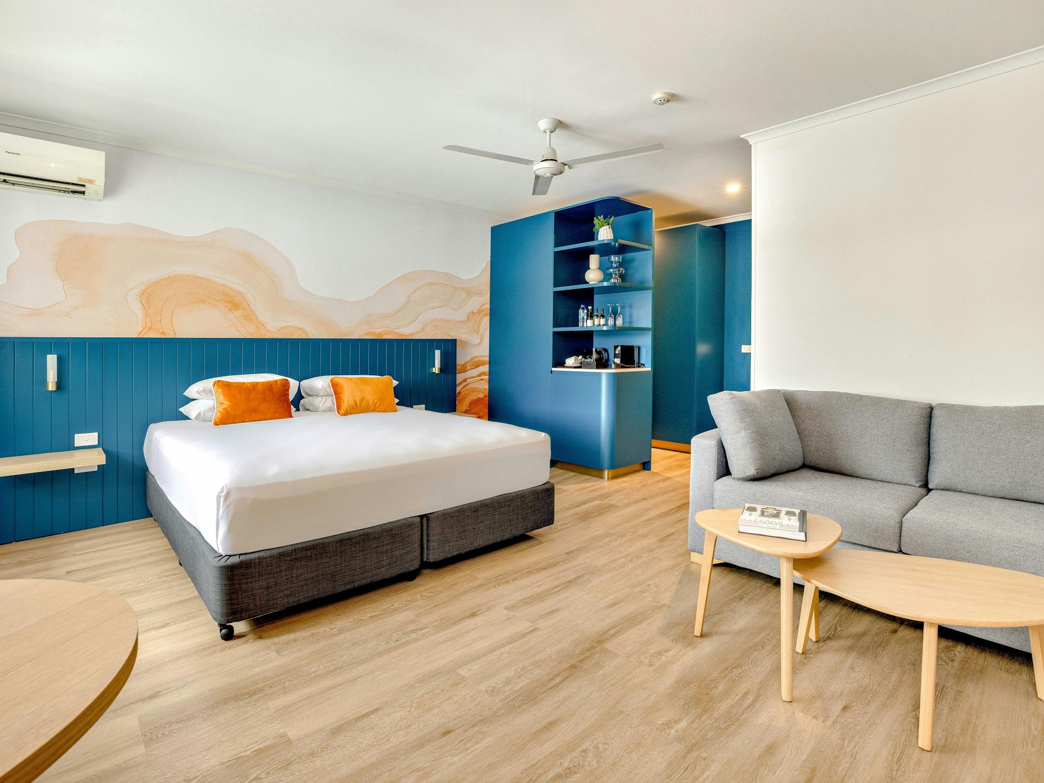 Mercure Cairns - Superior King Room Mercure Cairns - Superior King Room