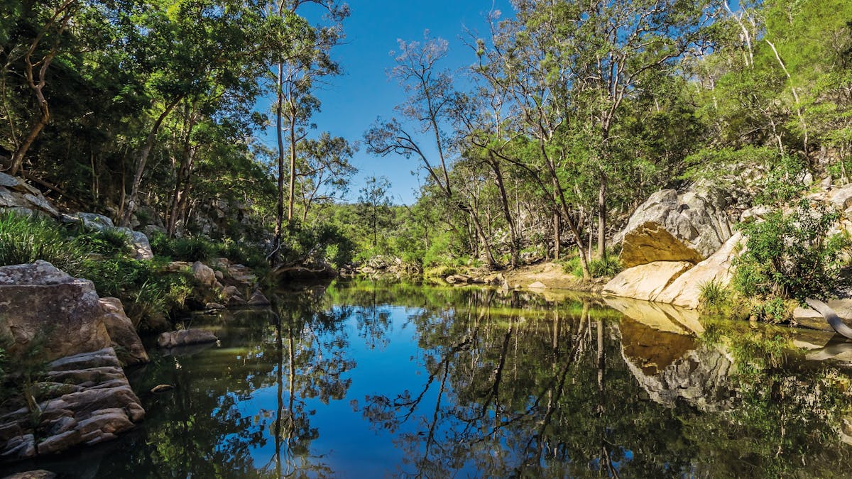 Picturesque waterway in Crows Nest National Park