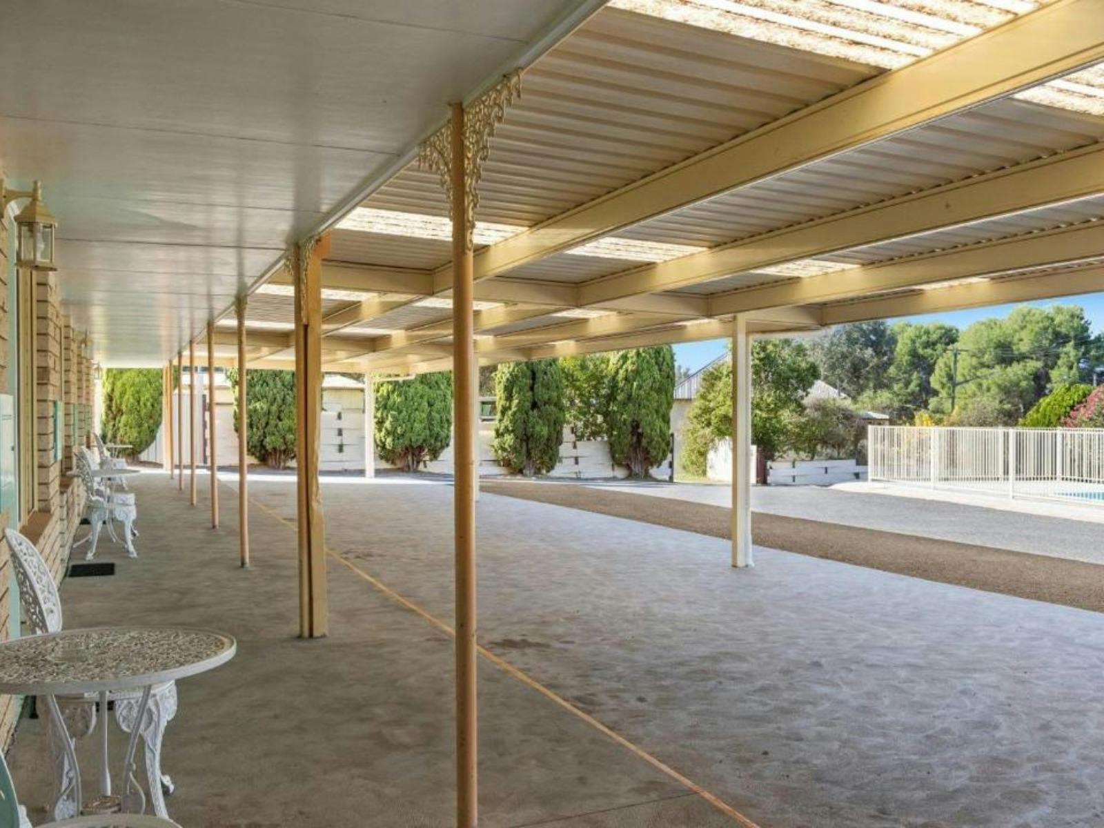 Econo Lodge Alabaster edit1