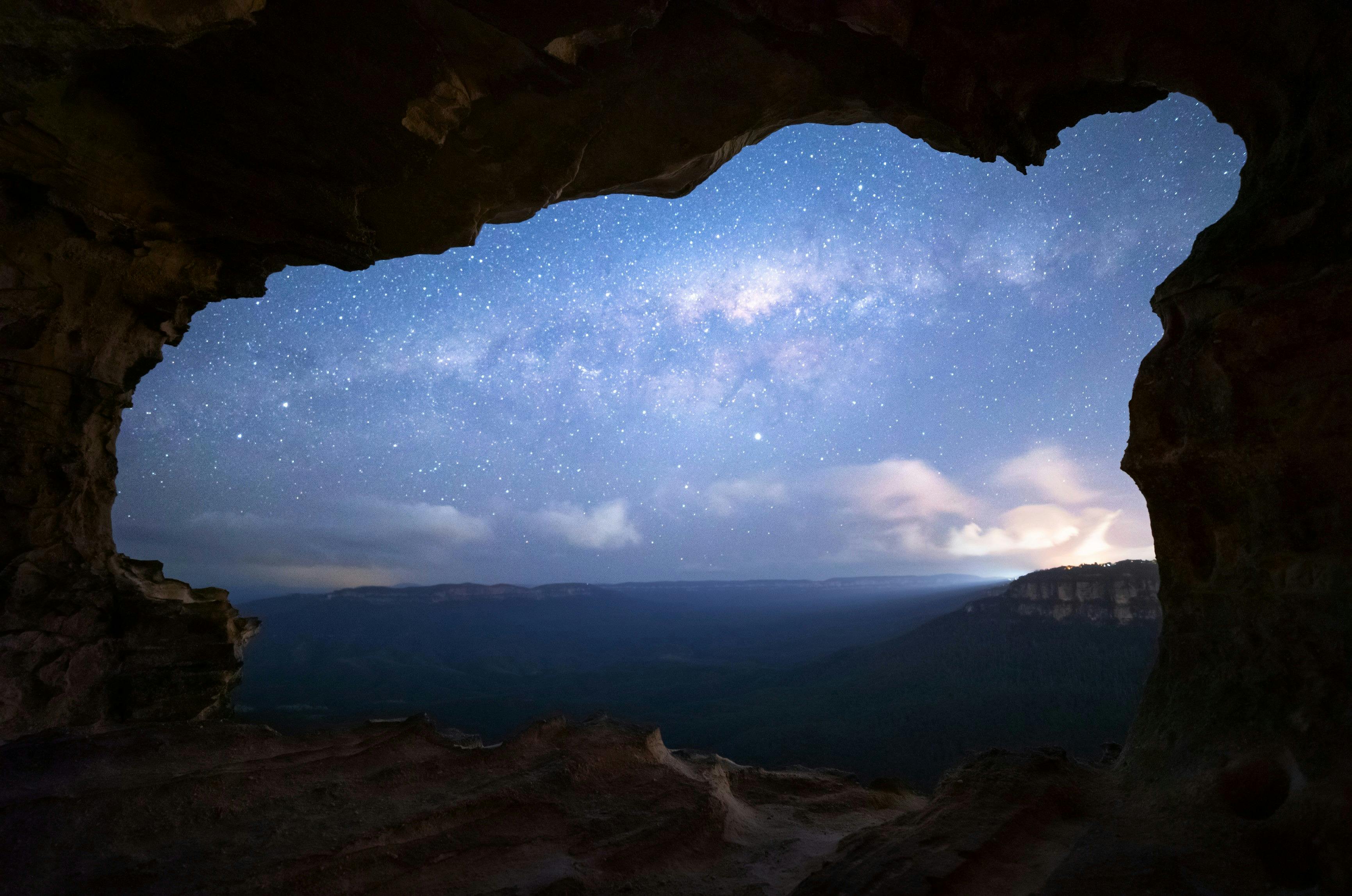 Starry views over Blue Mountains National Park from Lincolns Rock in Wentworth Falls