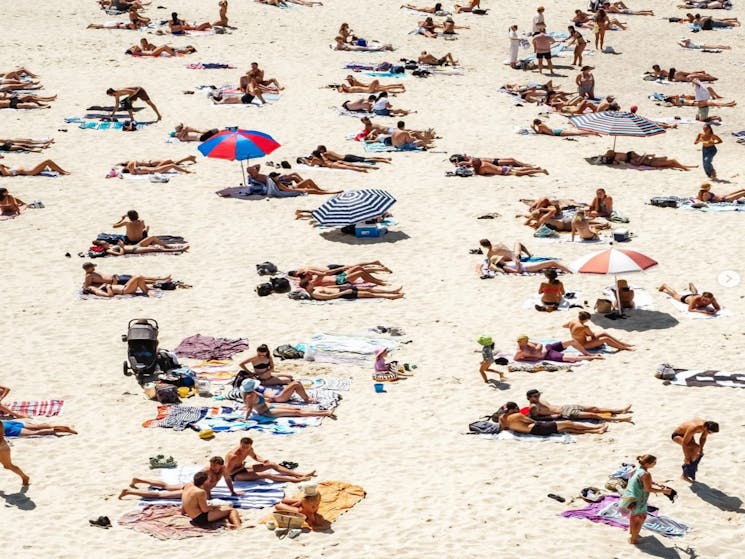 A casual summers day on Bondi Beach