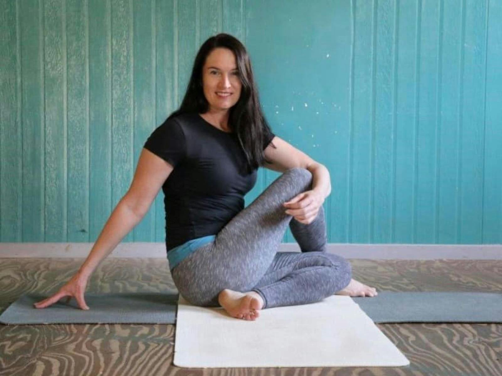 Aurora Yoga owner