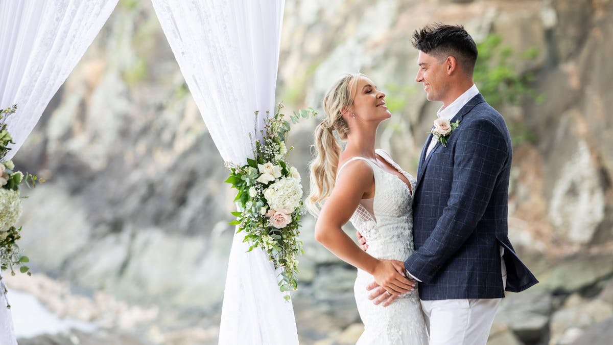 Wedding Couple Just Married Chiffon Lace Arbour Lovers Cove Daydream Isaland