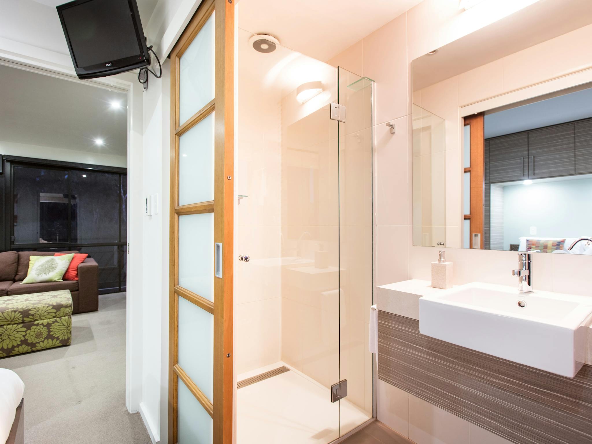 Our ultimate Diamond Houseboat