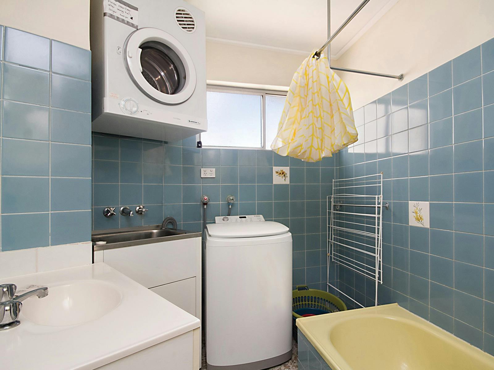 Kingston Court Unit 11 - Coolangatta