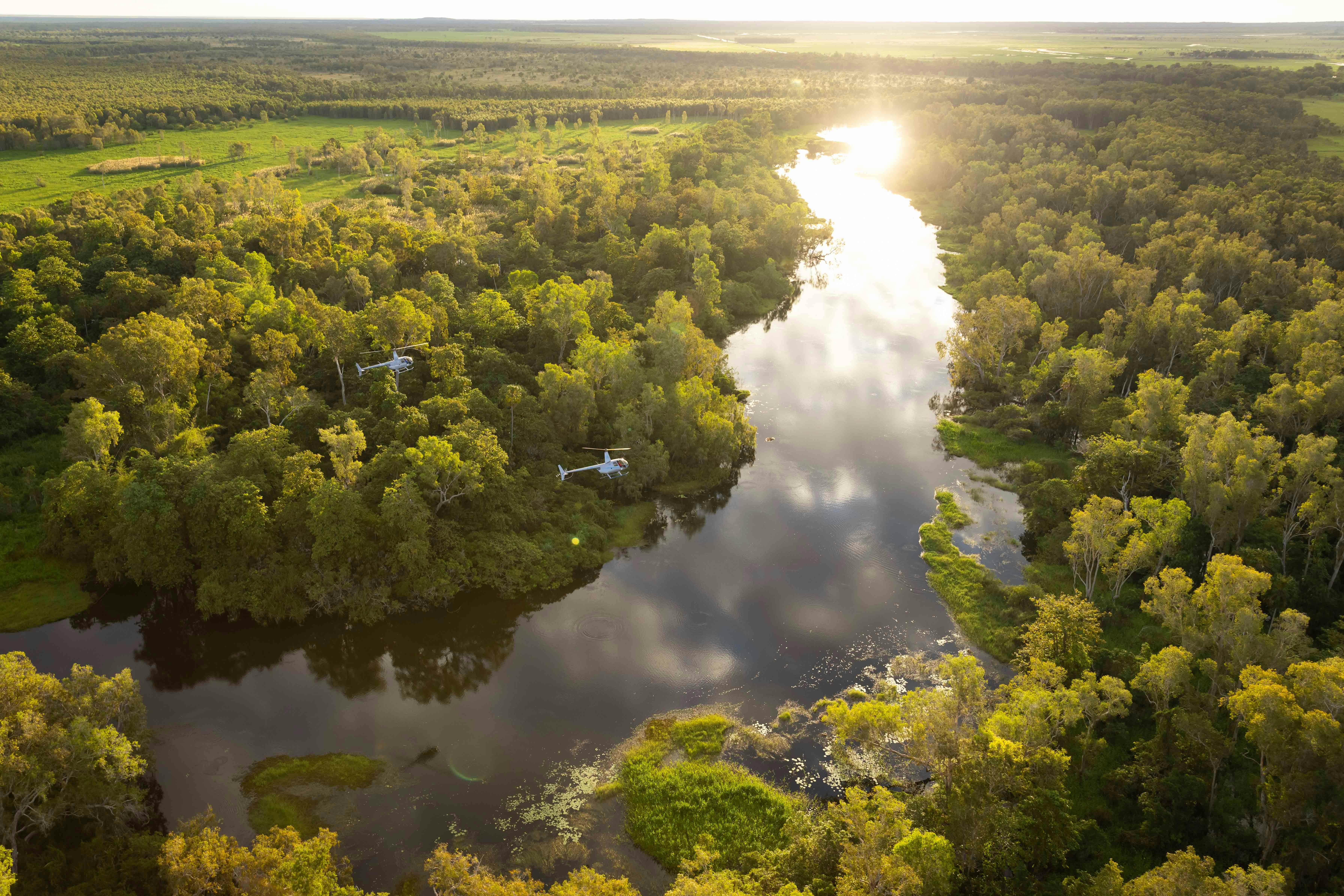 darwin_scenicflight_litchfield_helicoptertour_finnissriverhelicopters_helifish_helipubcrawl_TESC
