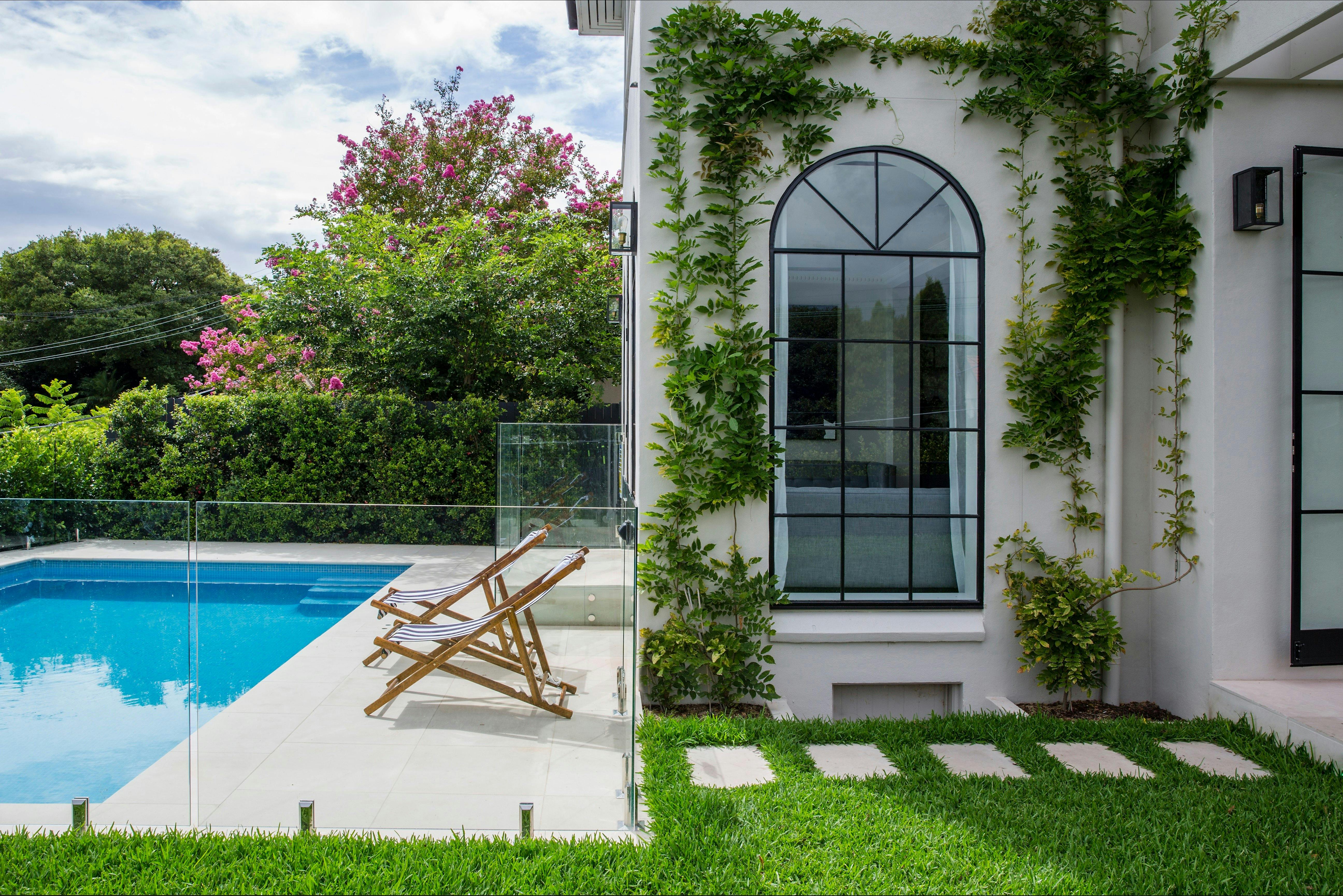 Private garden and swimming pool