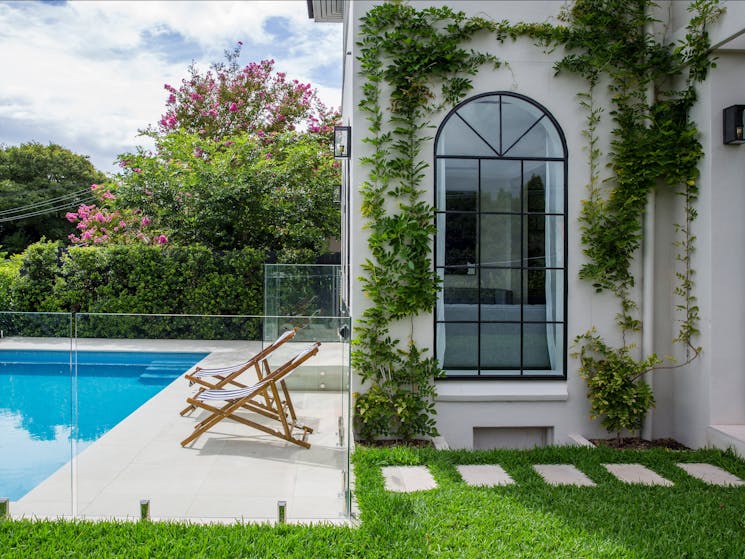 Private garden and swimming pool