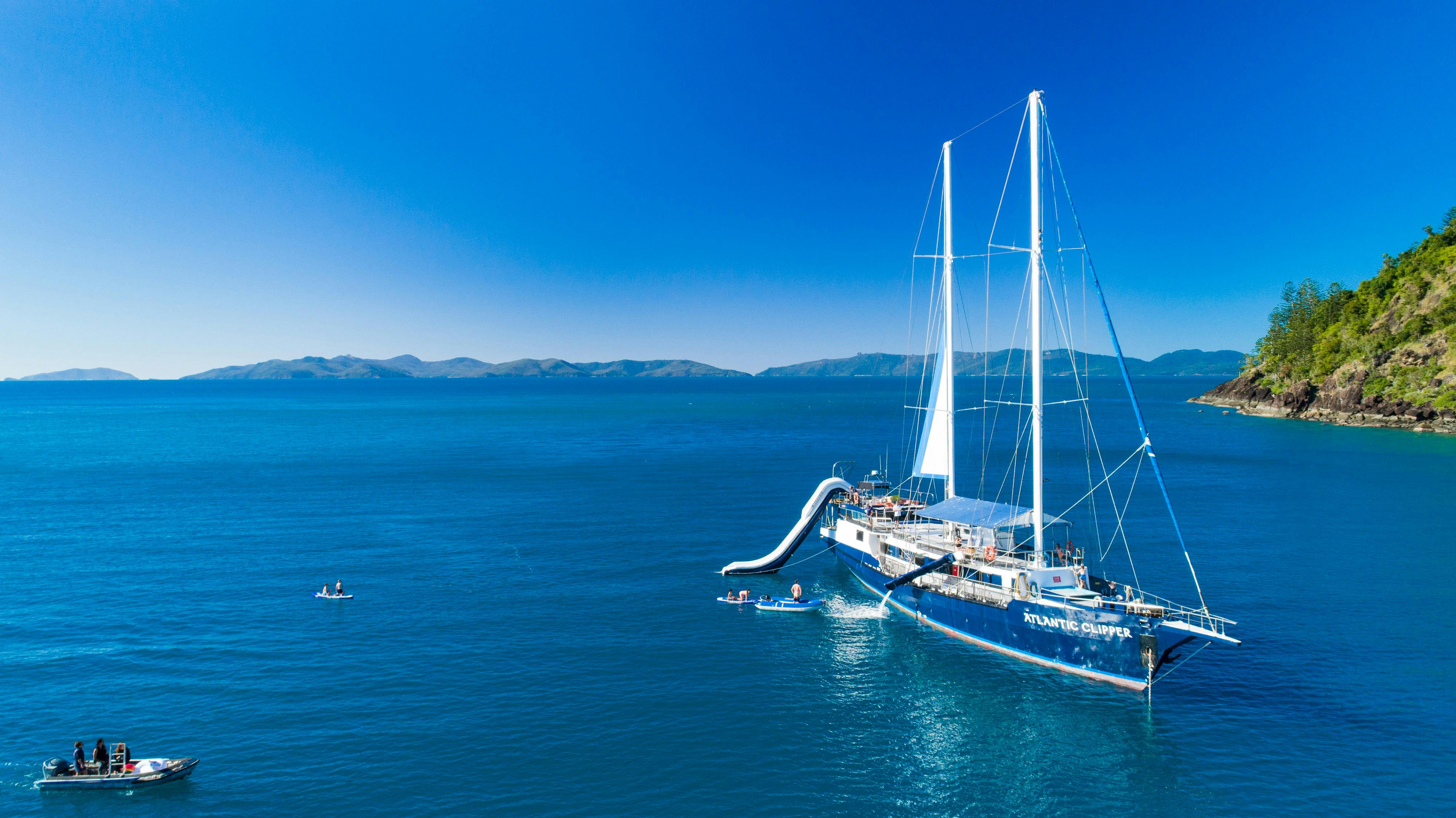 Atlantic Clipper - Social Tour