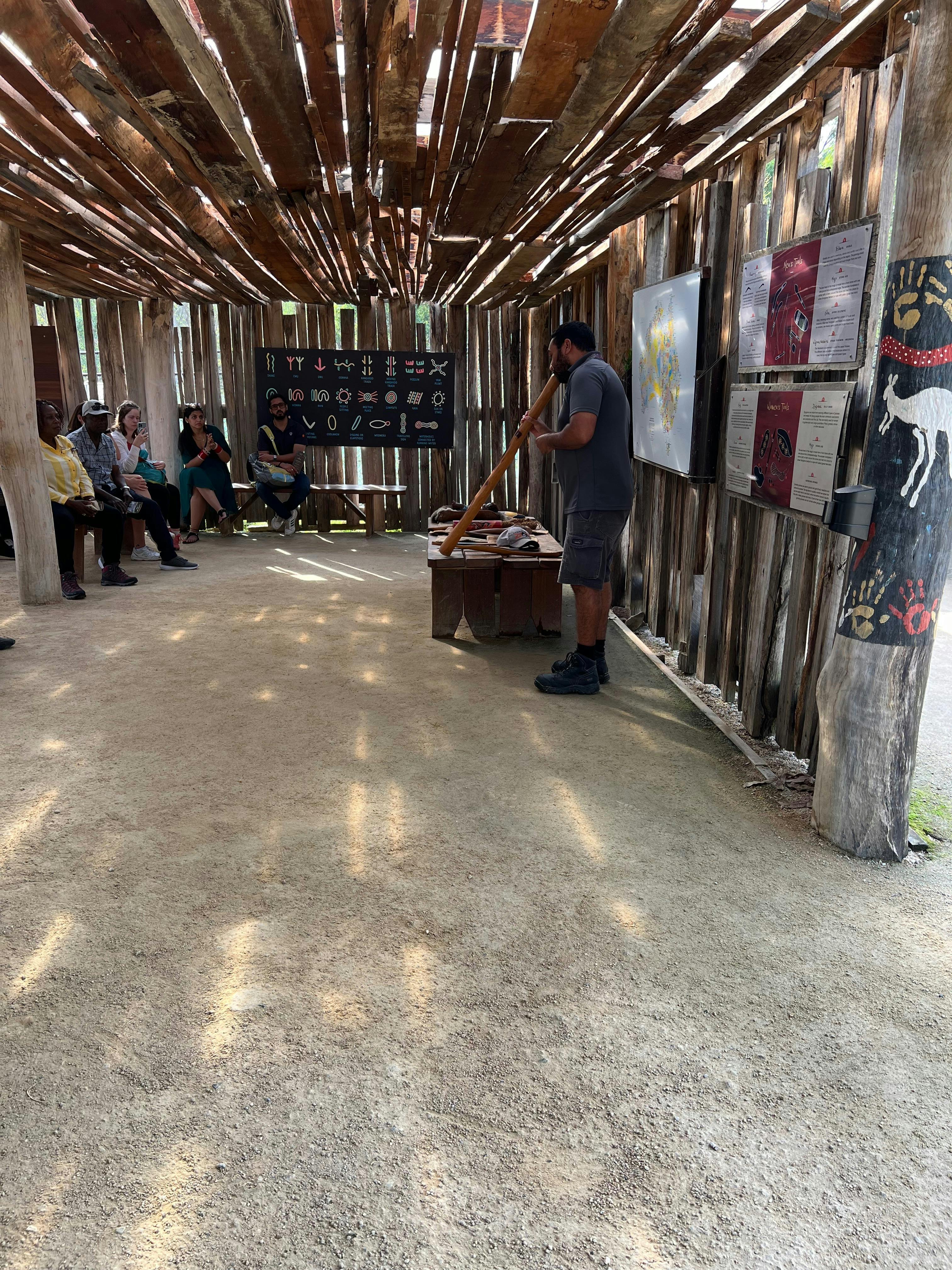 Cultural talk, ancient artefacts display and didgeridoo demonstration at Sydney Zoo