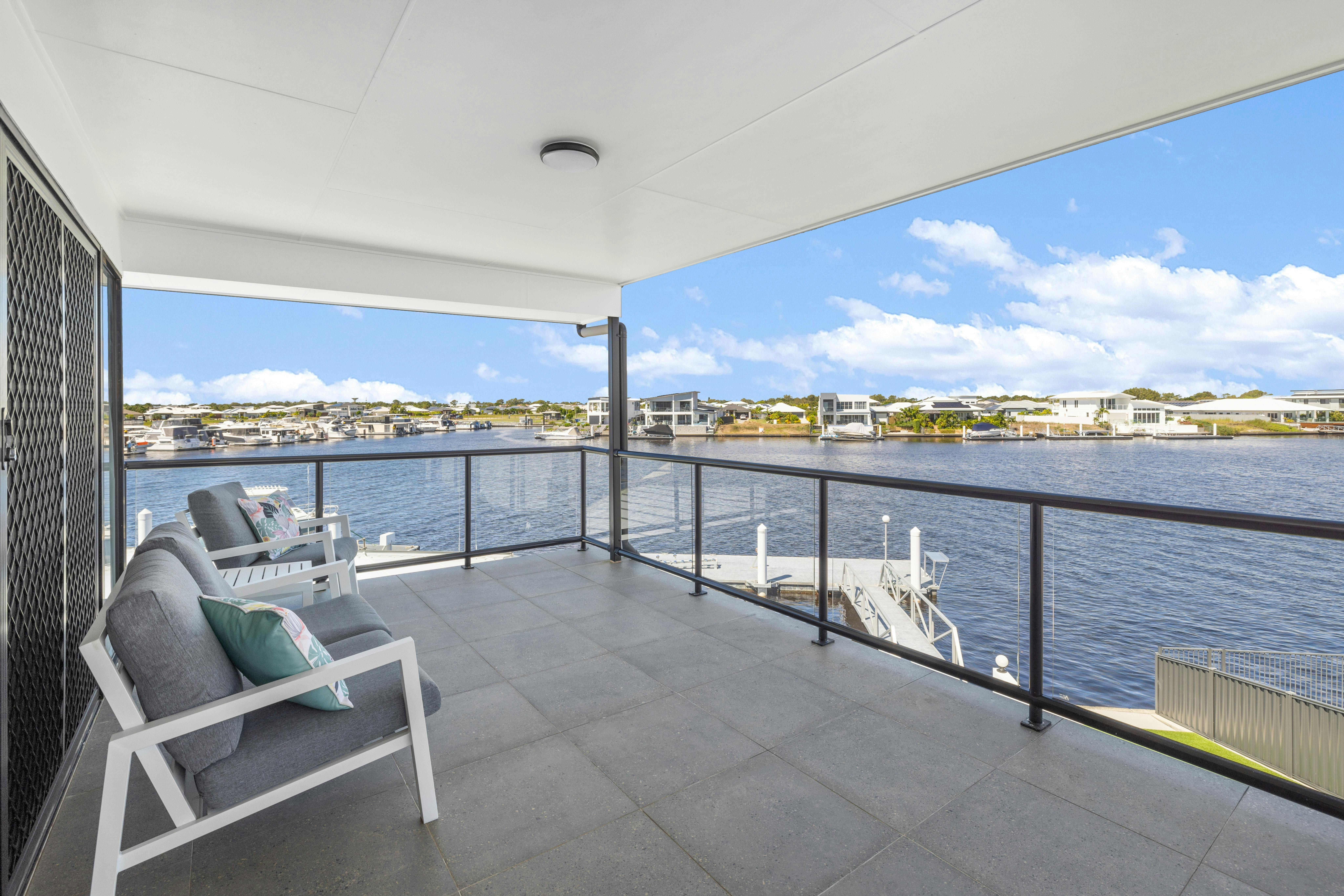 Opulent Canal-Front Retreat