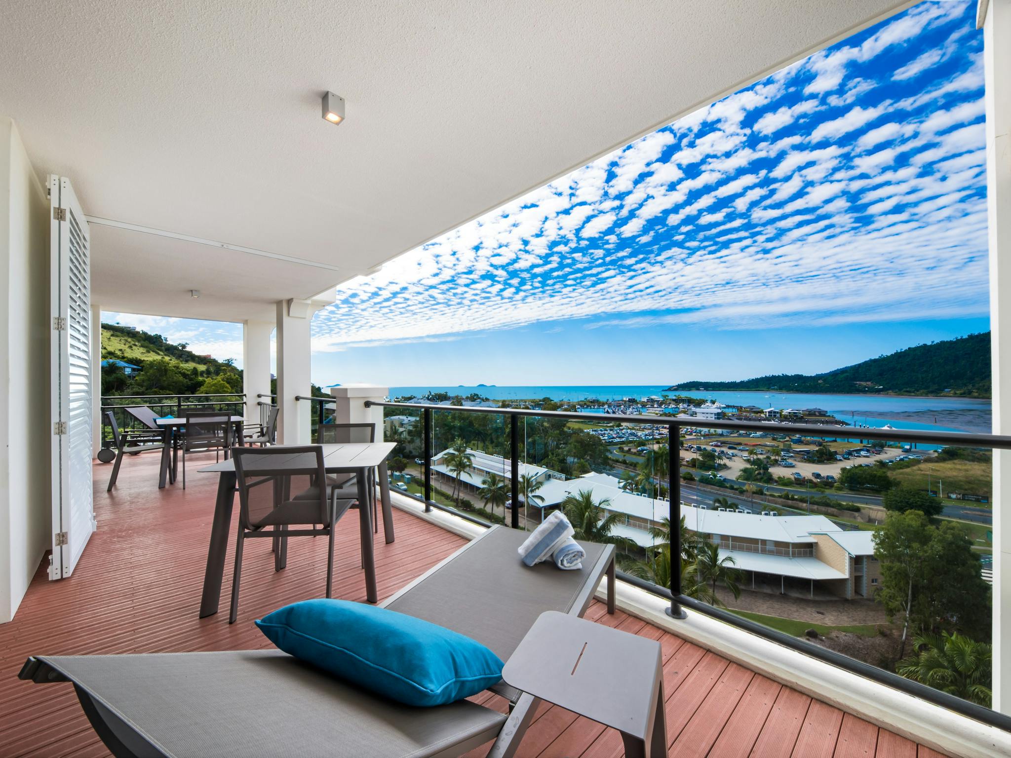 3 Bedroom 2 Bathroom Ocean View Apartment 3 Bedroom 2 Bathroom Ocean View Apartment