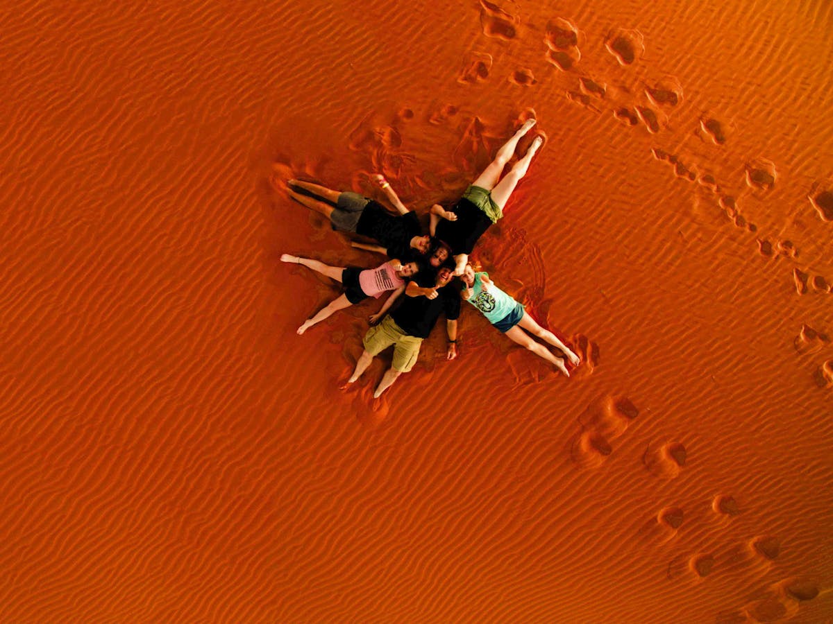 Make memories on the edge of the Simpson Desert Make memories on the edge of the Simpson Desert