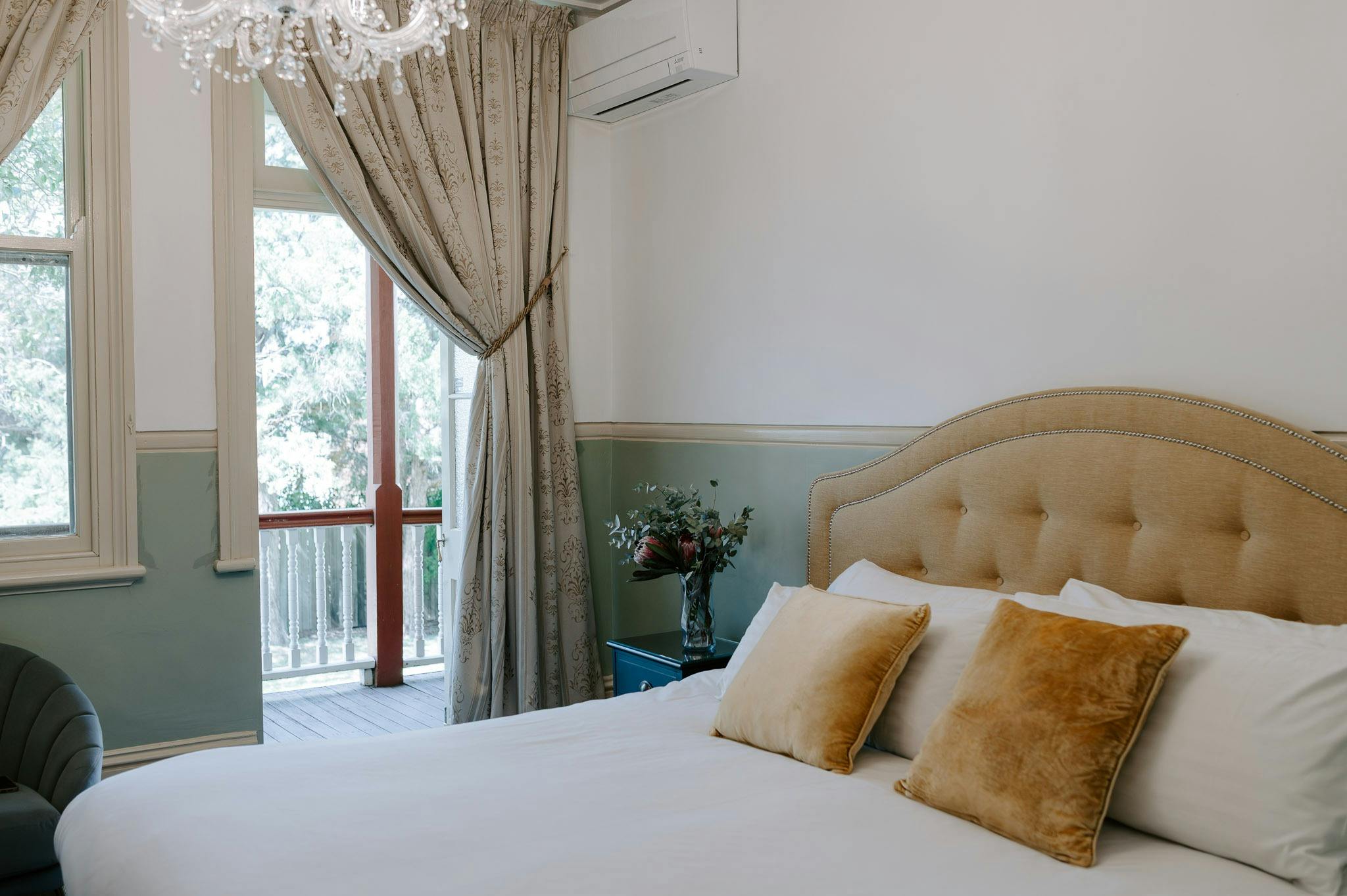 Garden View Room