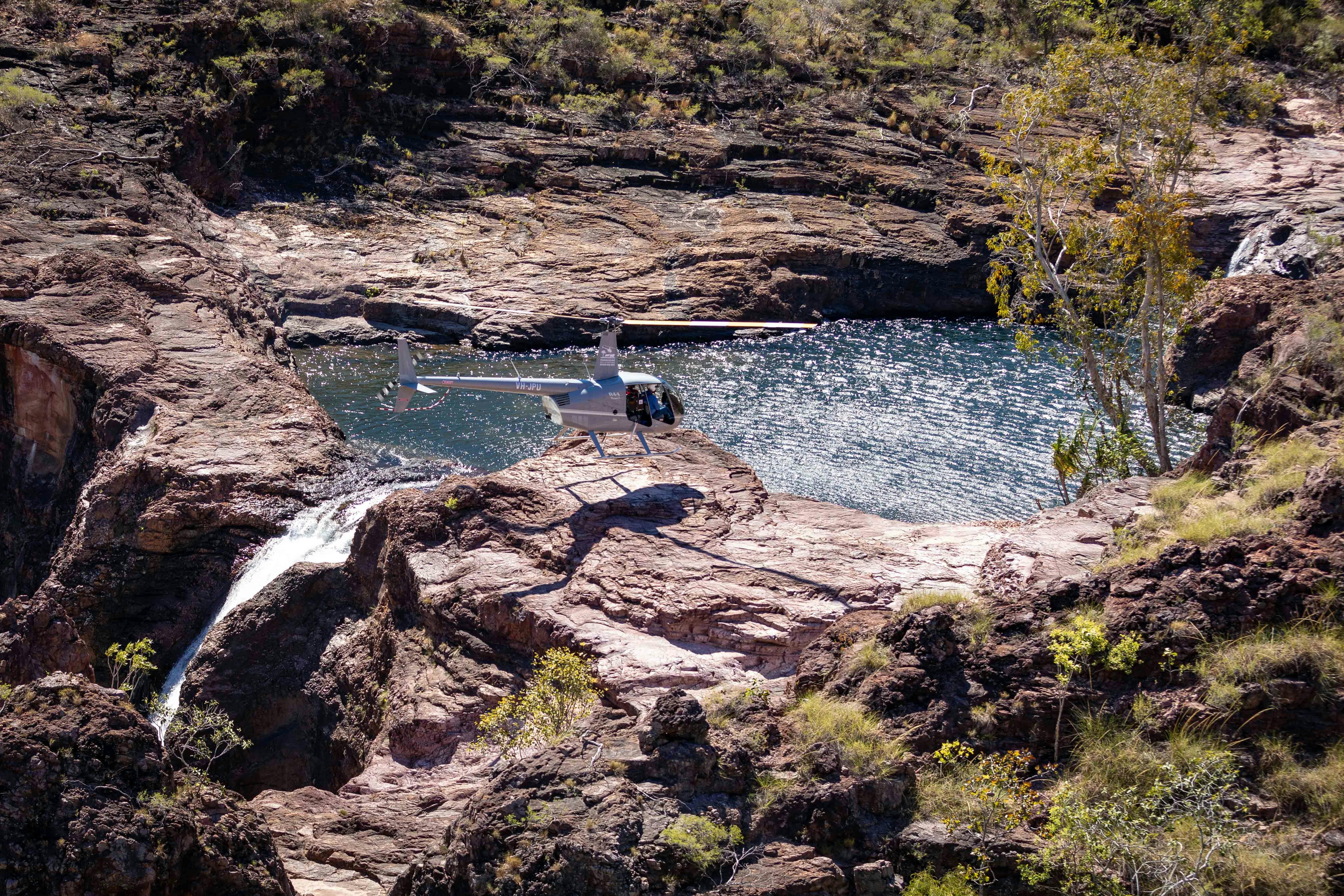 darwin_scenicflight_litchfield_helicoptertour_finnissriverhelicopters_helifish_helipubcrawl_TESC