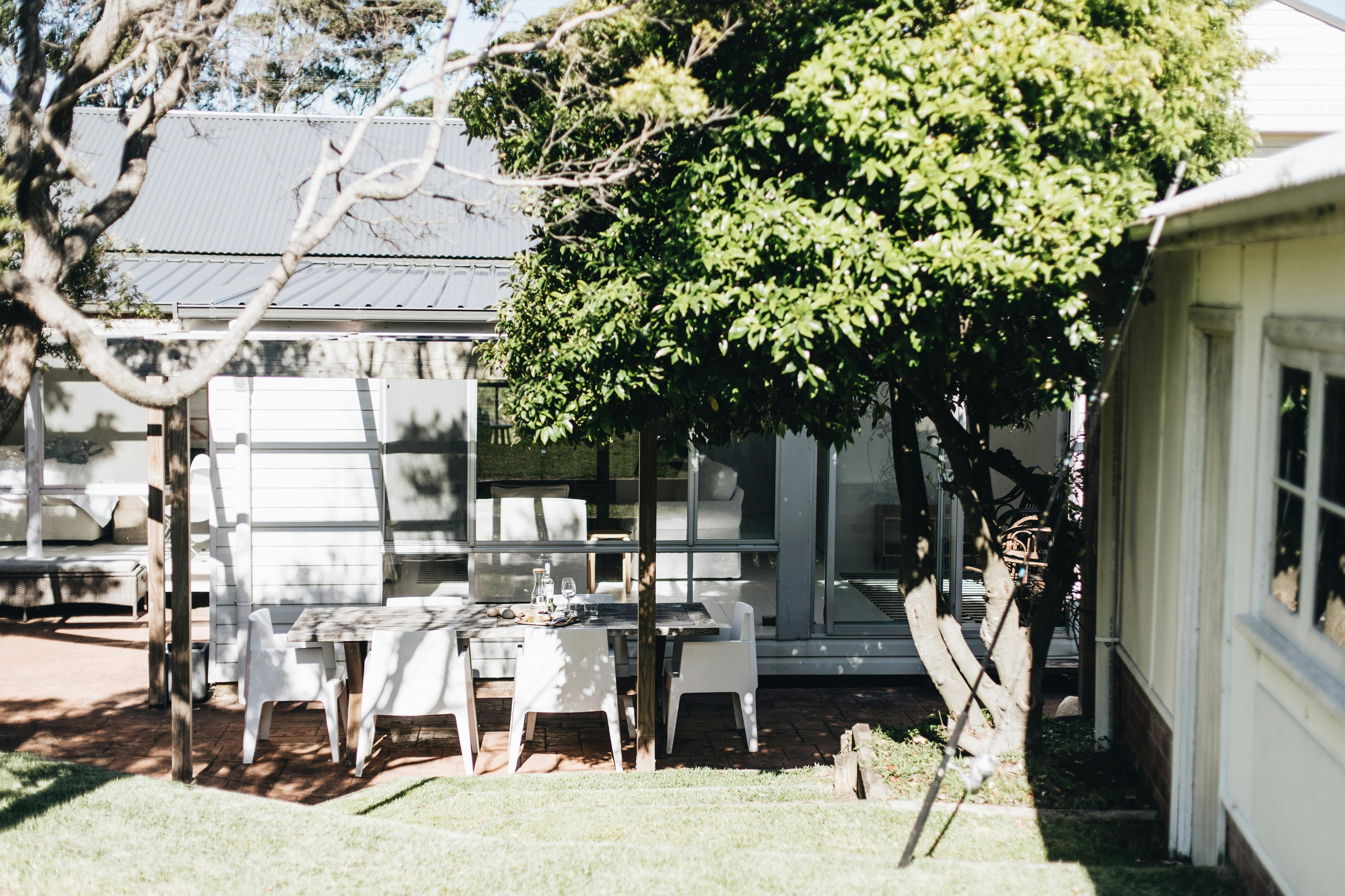 Backyard alfresco dining