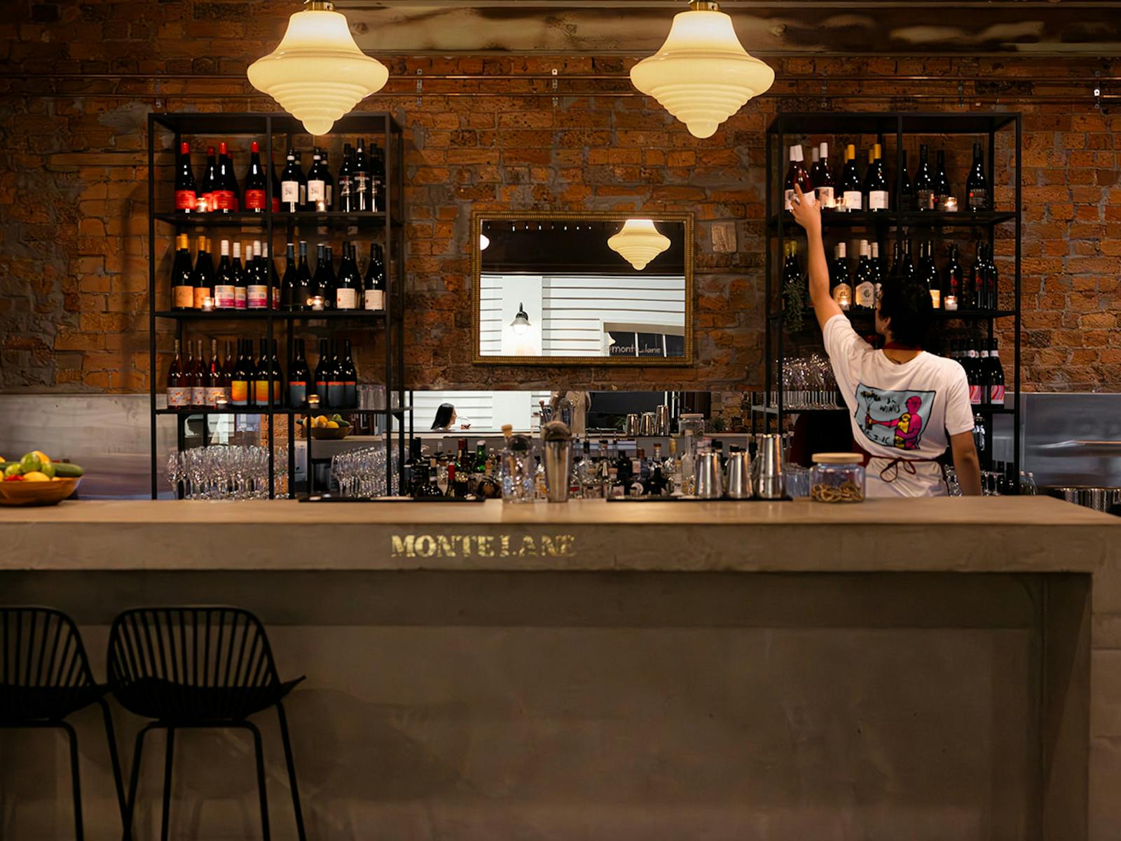 Bar Bar