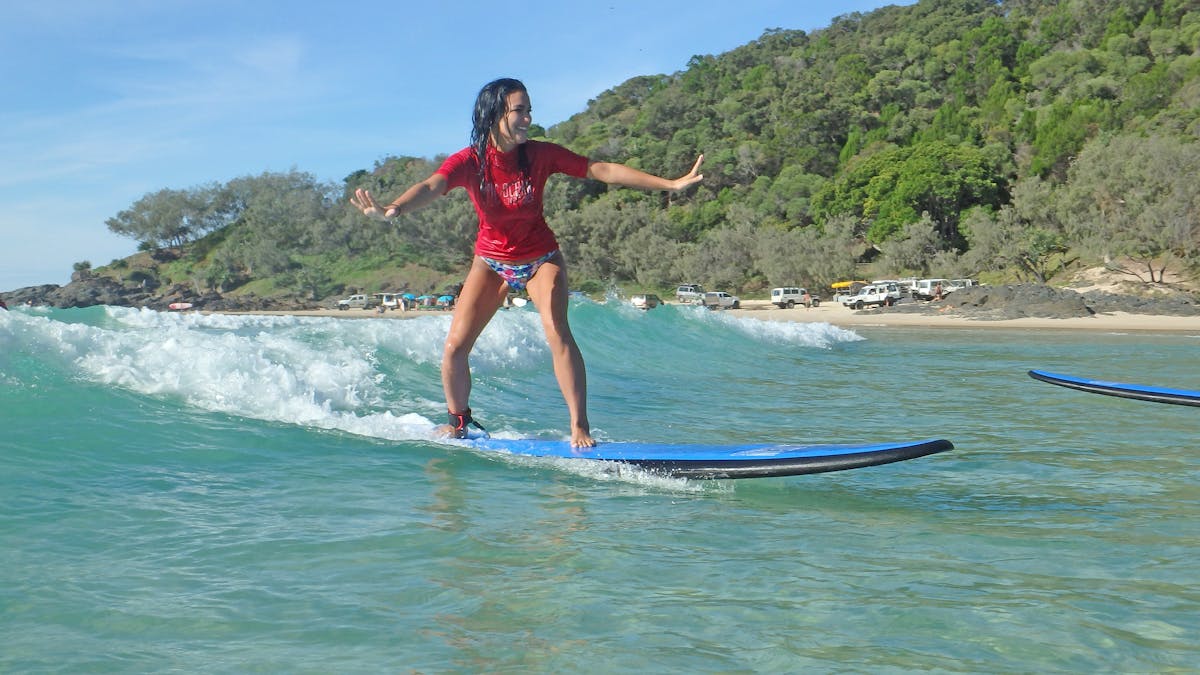 Surf lessons Noosa at double island point