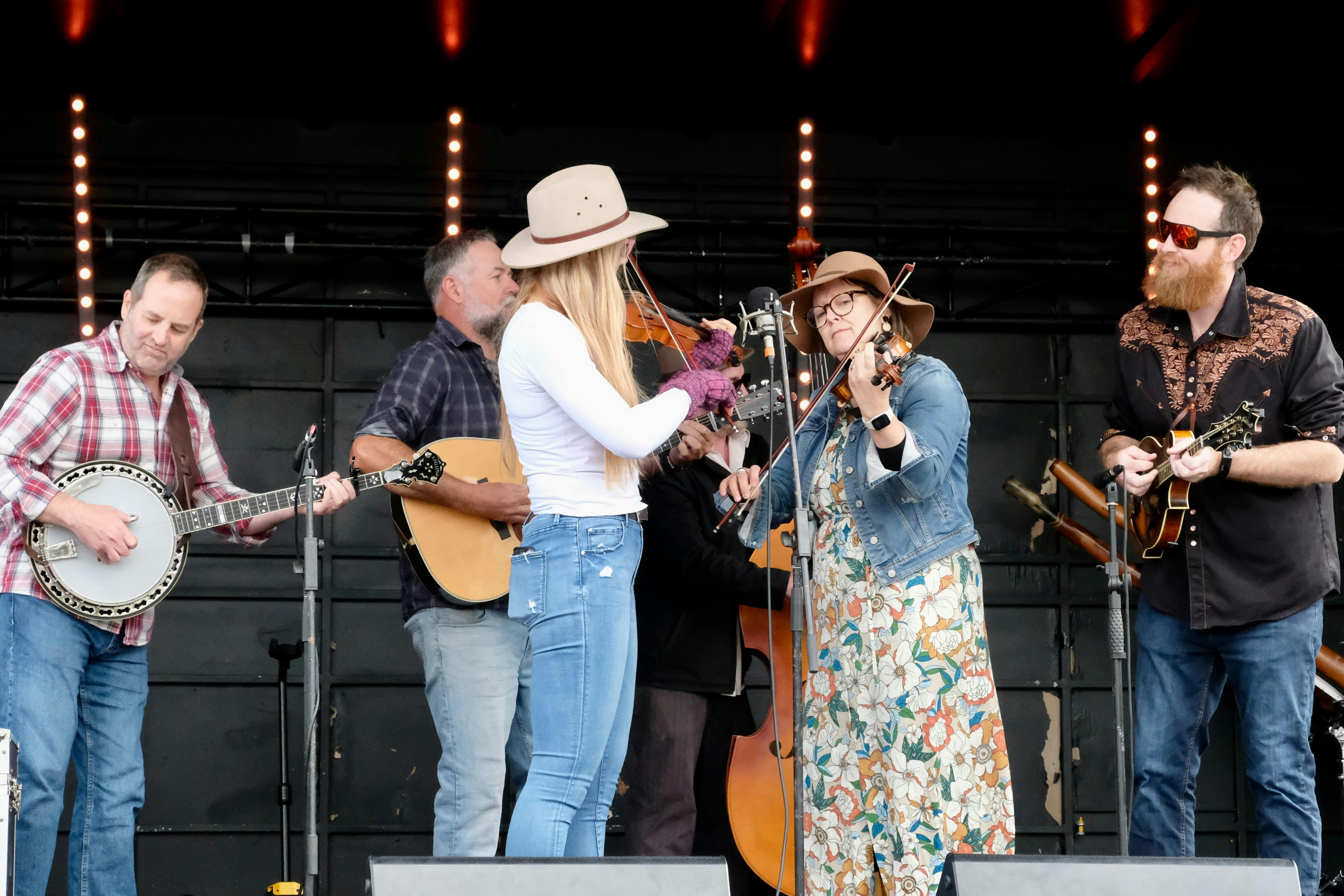 Live Music and entertainers on Camp Street Stage