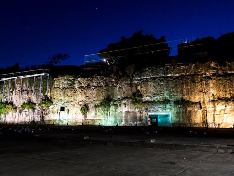 dark-past-tour-cockatoo island