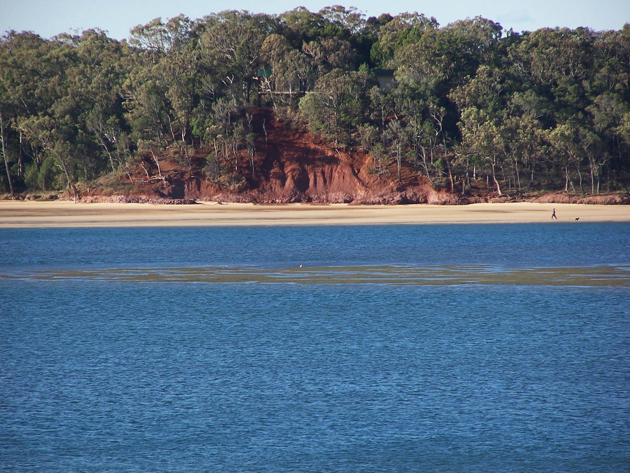The red cliffs that give Coochiemudlo its (Quandamooka) name, The red cliffs that give Coochiemudlo its (Quandamooka) name,