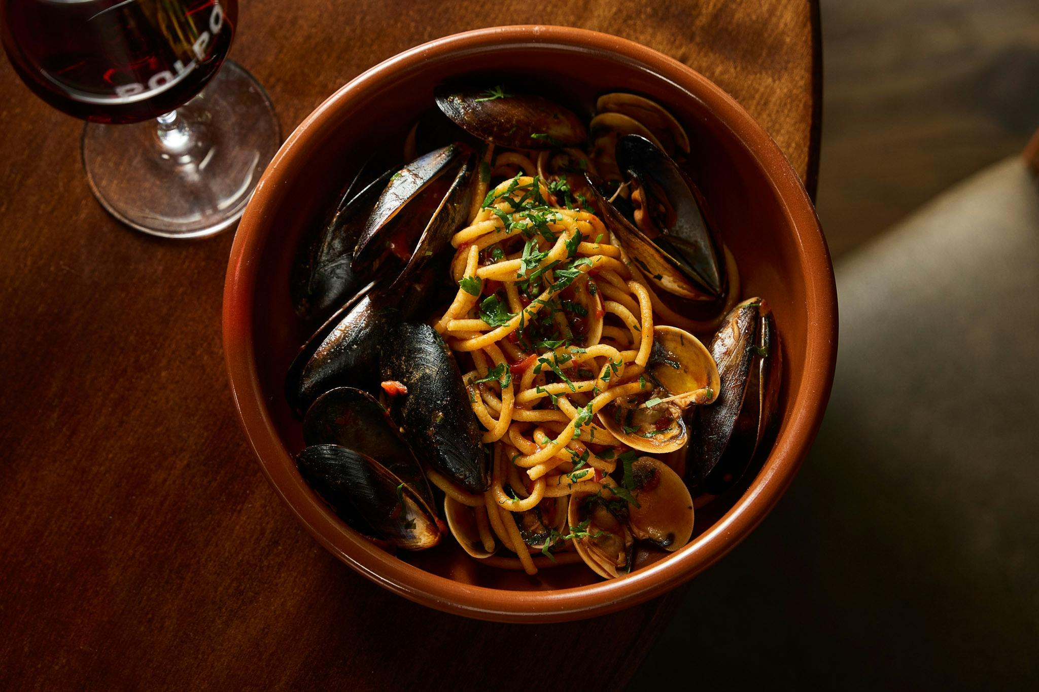 BIGOLI CASSOPIPA - Bigoli pasta,mussel vongole tomato sugo,parsley