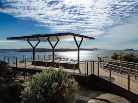 Convoy Walk and Lookout