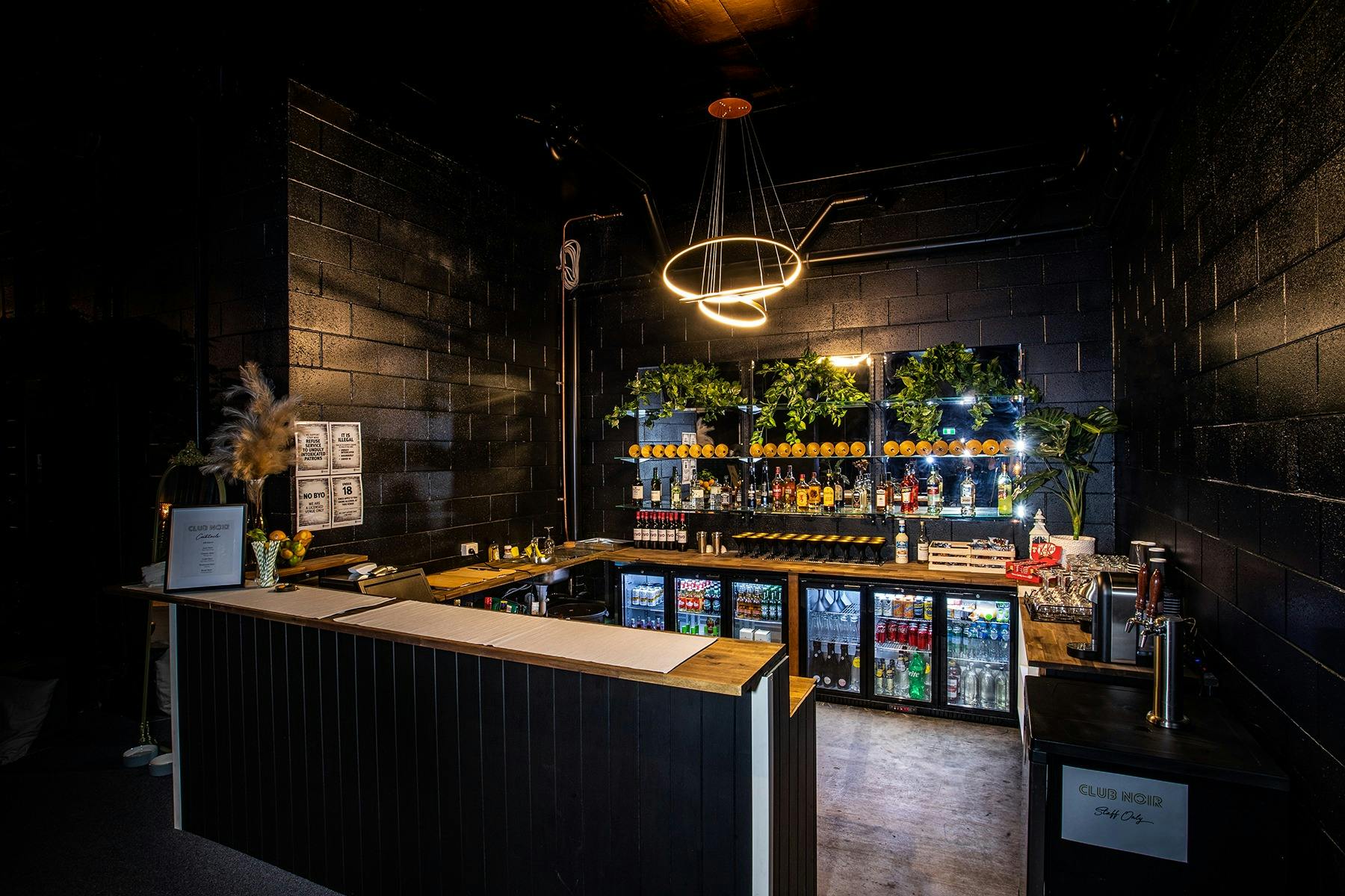 Club Noir Bar