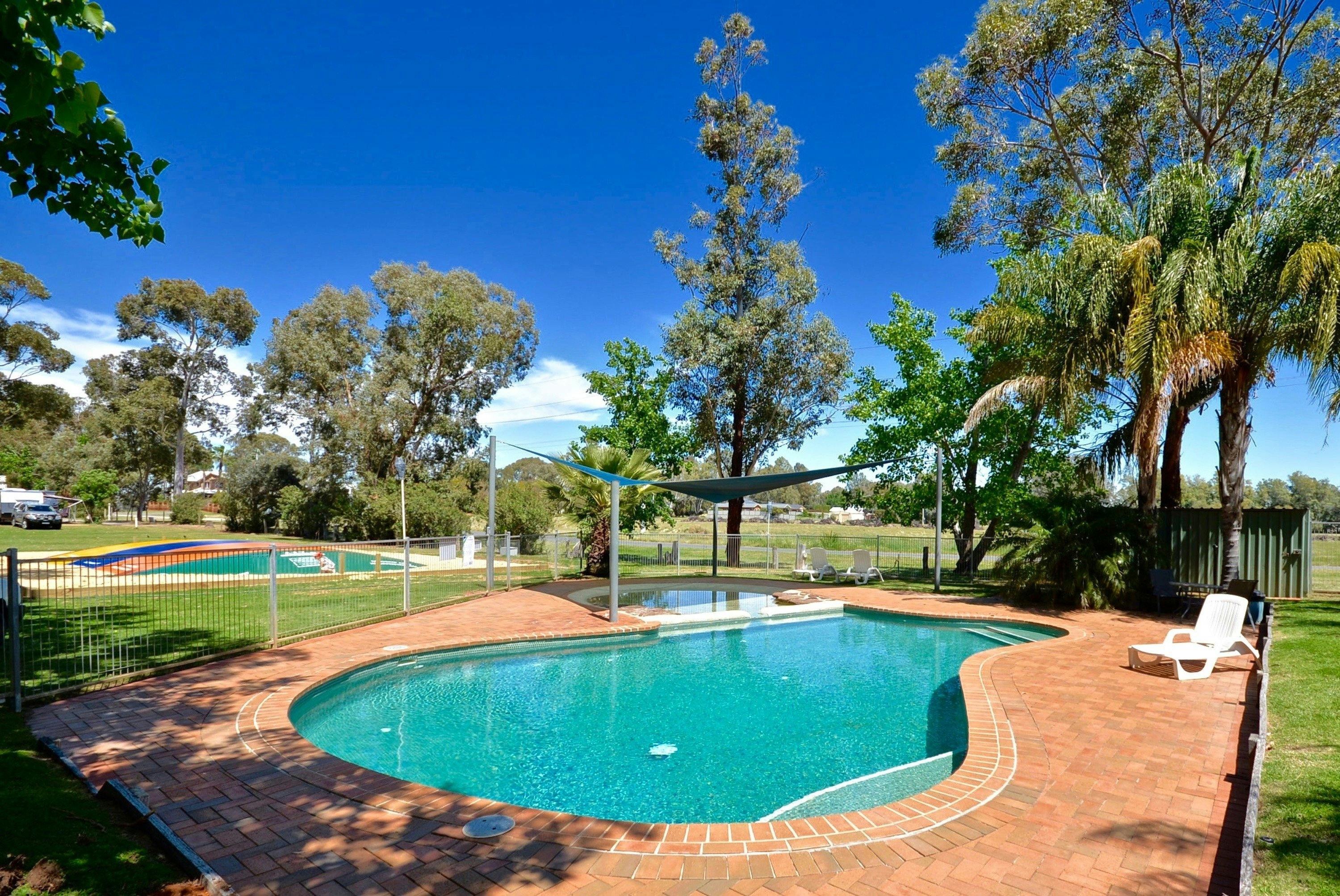 Rivergardens Holiday Park Mildura Pool