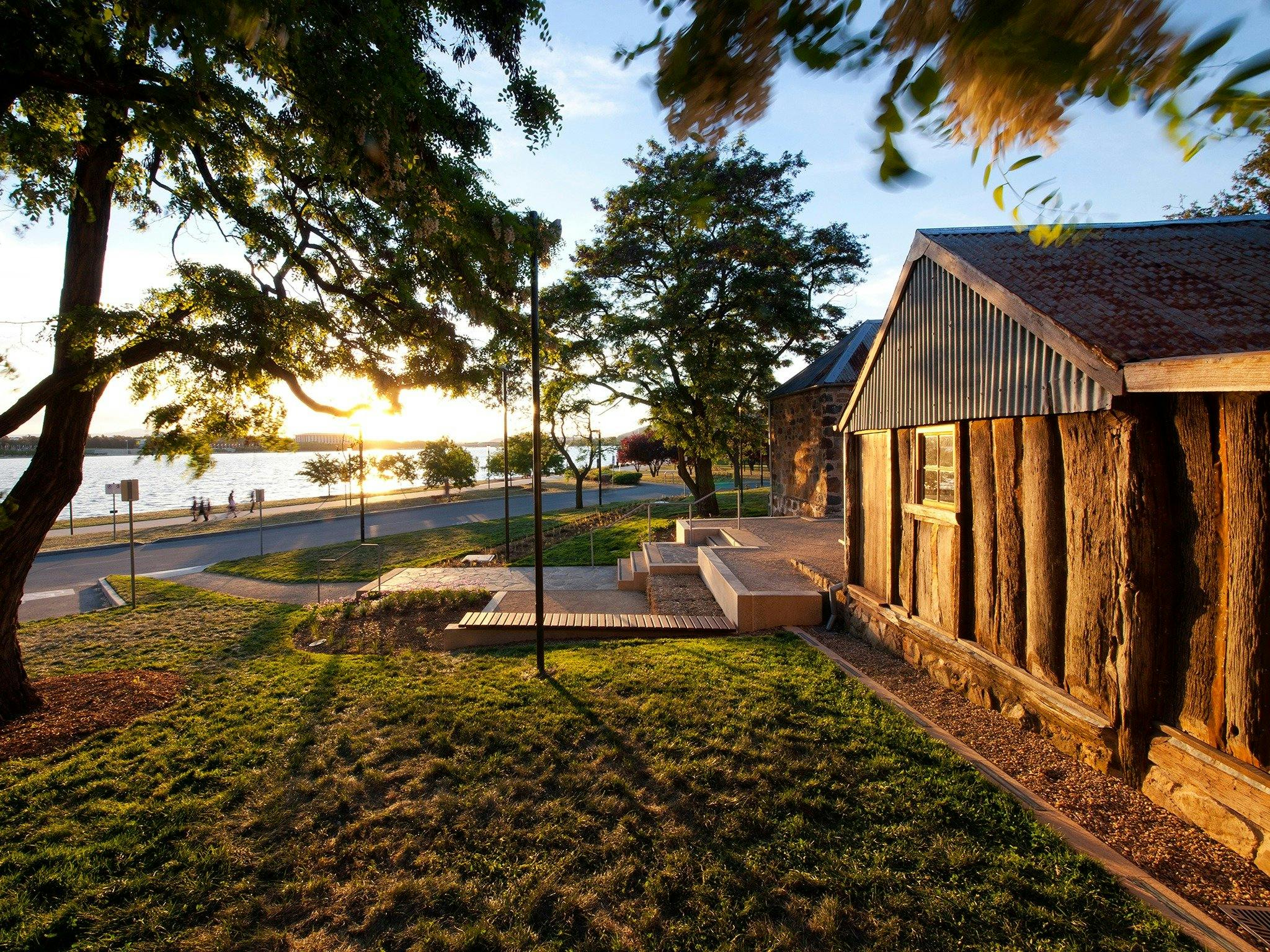 Wendouree Drive side of Blundells